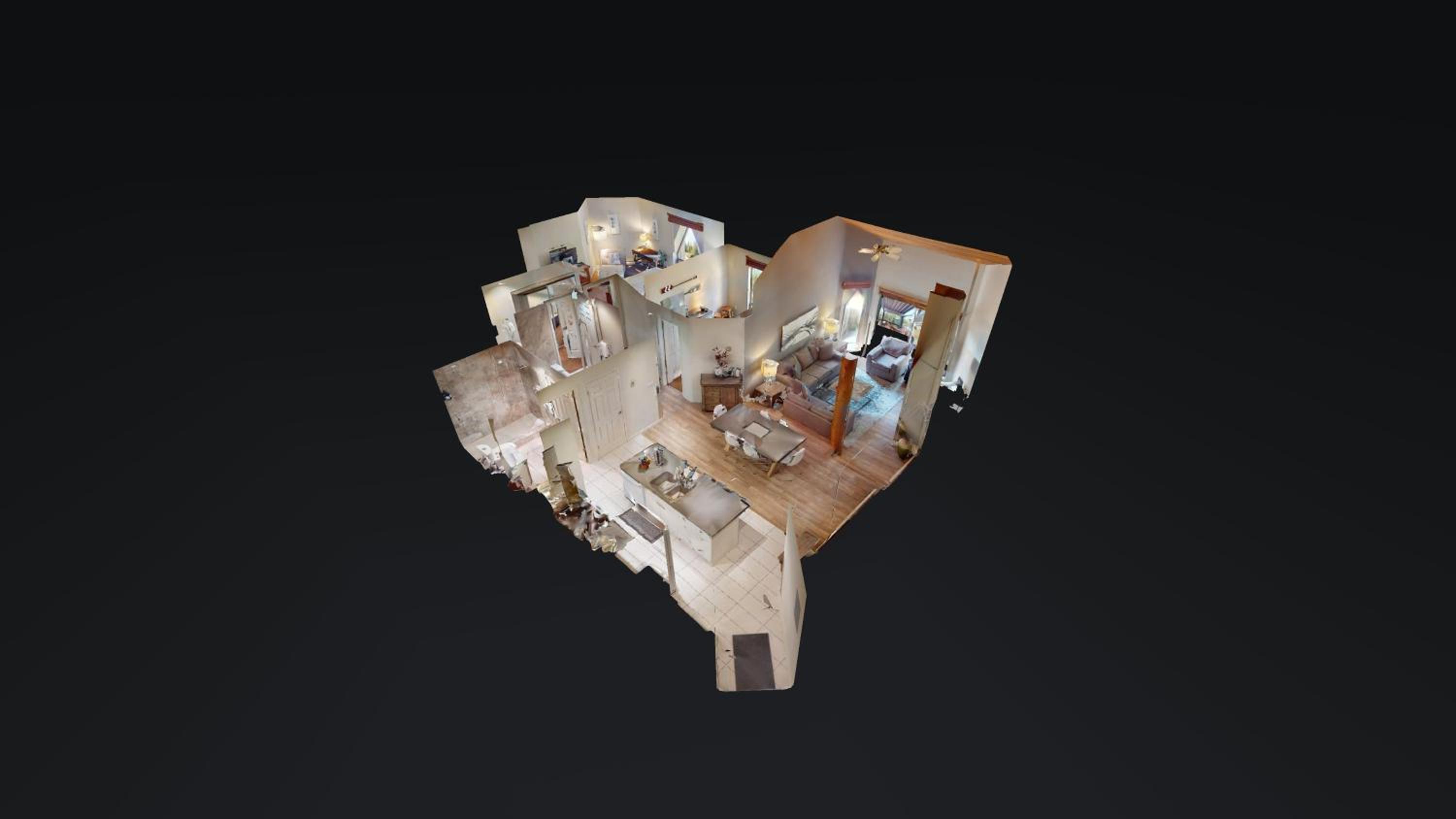 2BR in Ironwood, Fireplace, Common Area Hot Tub, Private Patio, Parking