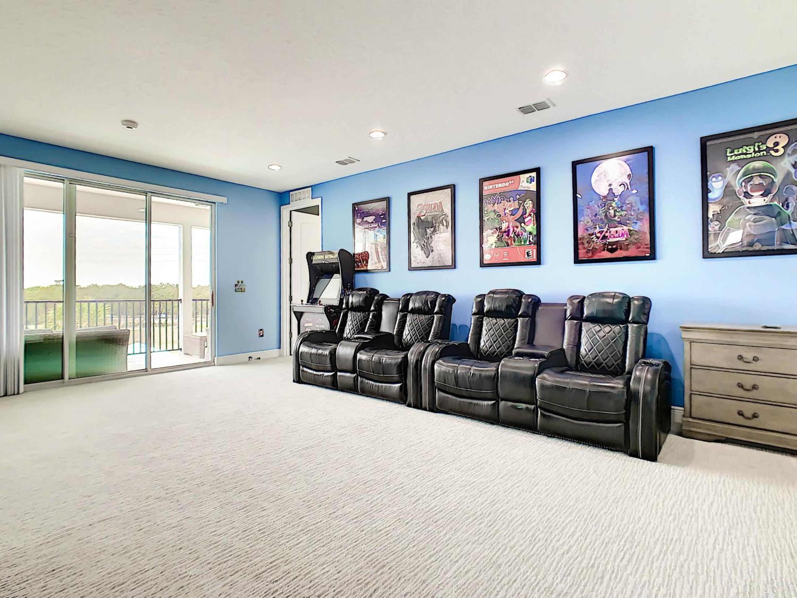 Stunning 11 Bedroom Themed House with Huge Pool Near Disney