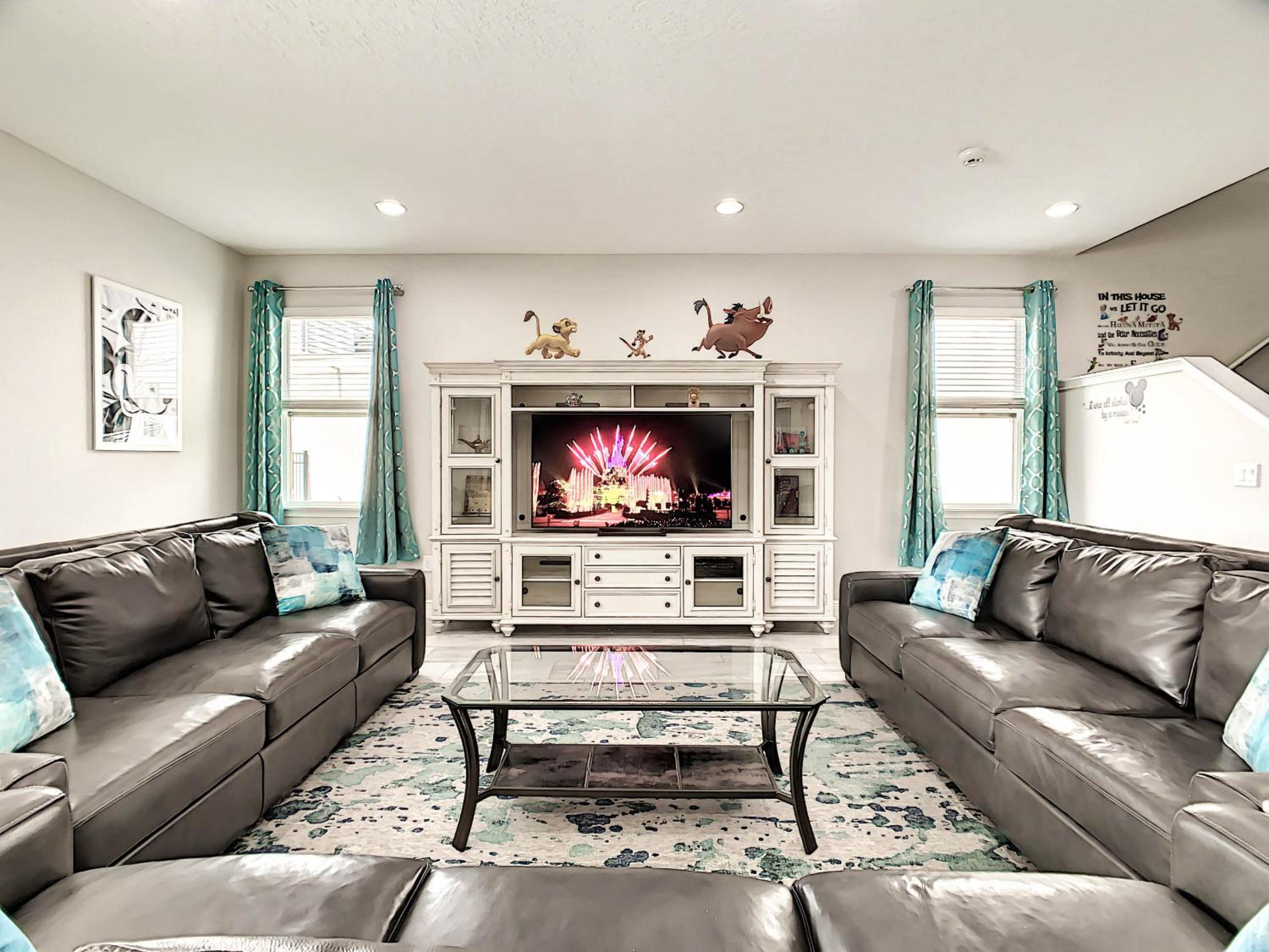 Stunning 11 Bedroom Themed House with Huge Pool Near Disney