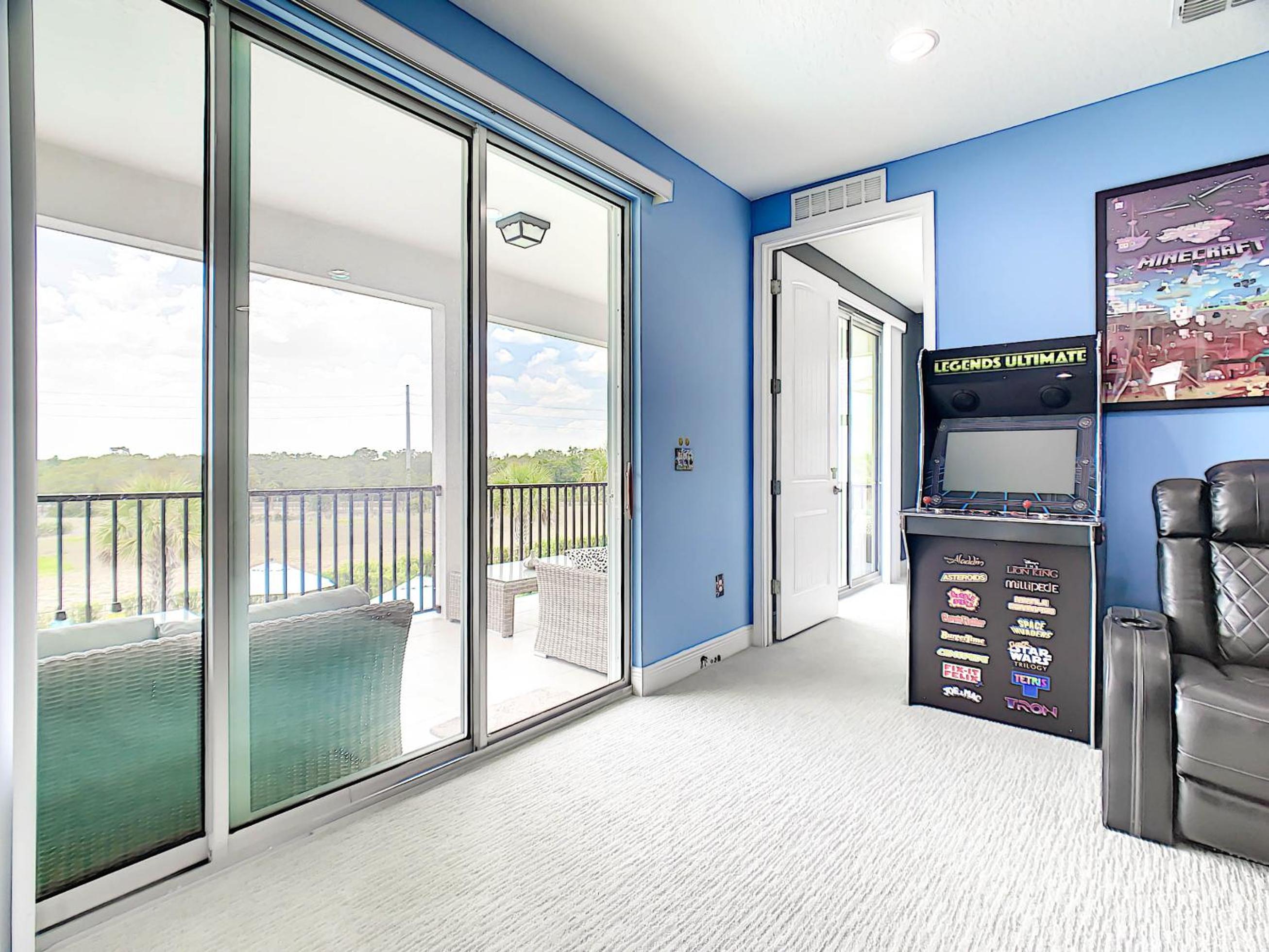 Stunning 11 Bedroom Themed House with Huge Pool Near Disney