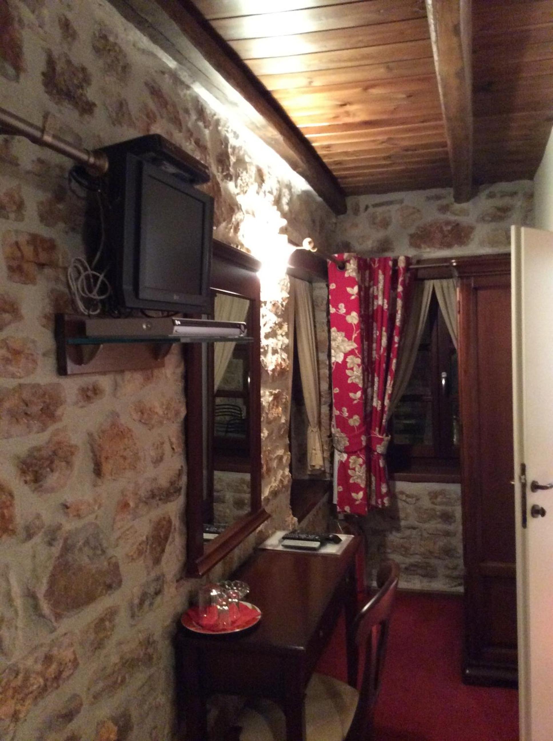 Photo 21