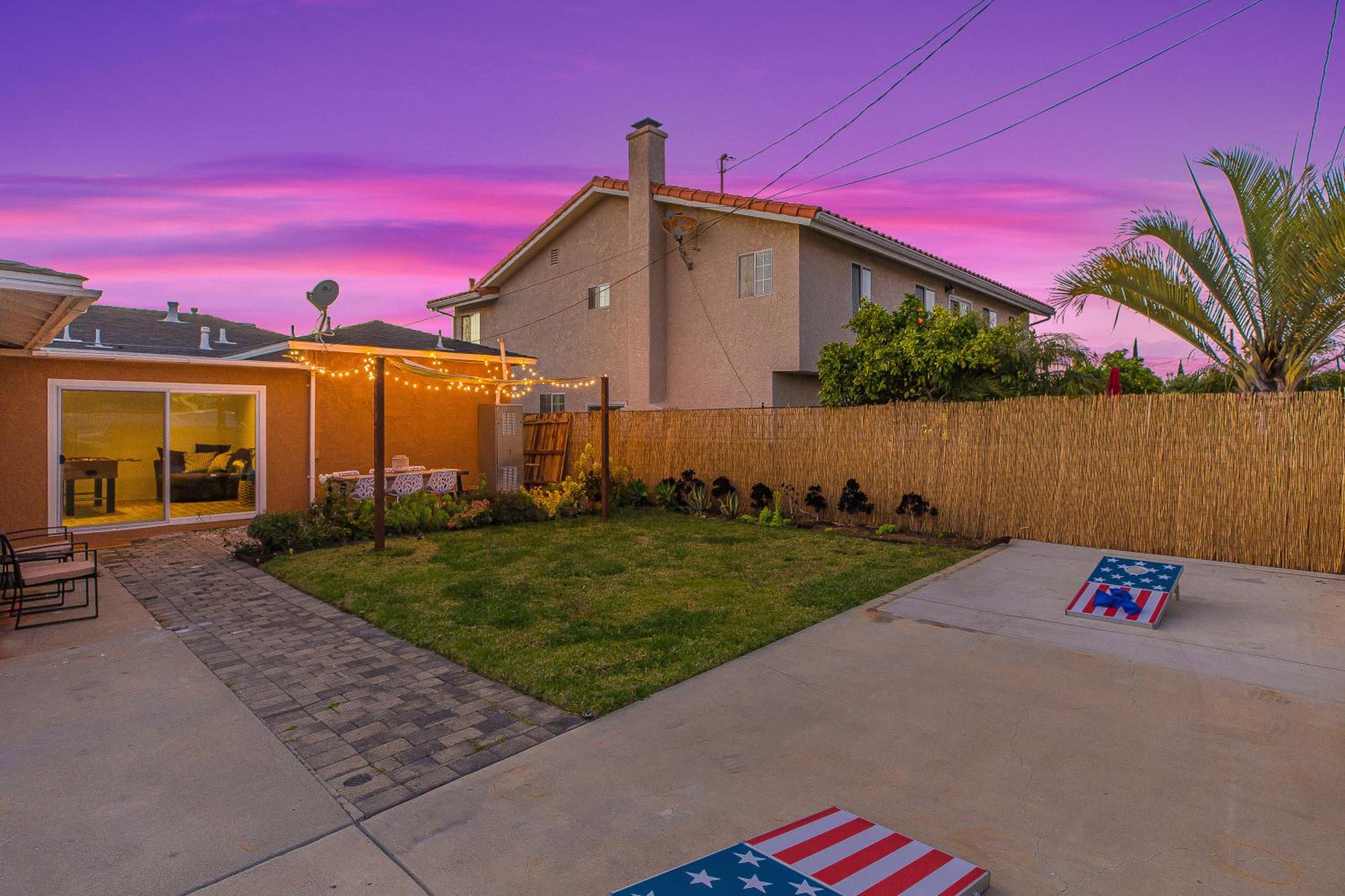 LUX -- A Perfect Home in South Bay 10 Mins to Beaches view 4