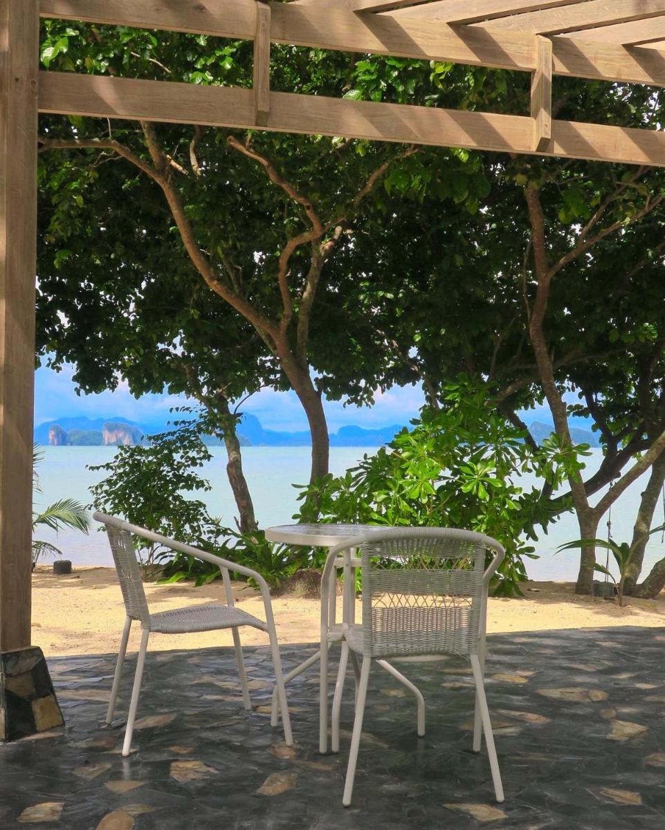 outdoor BBQ area