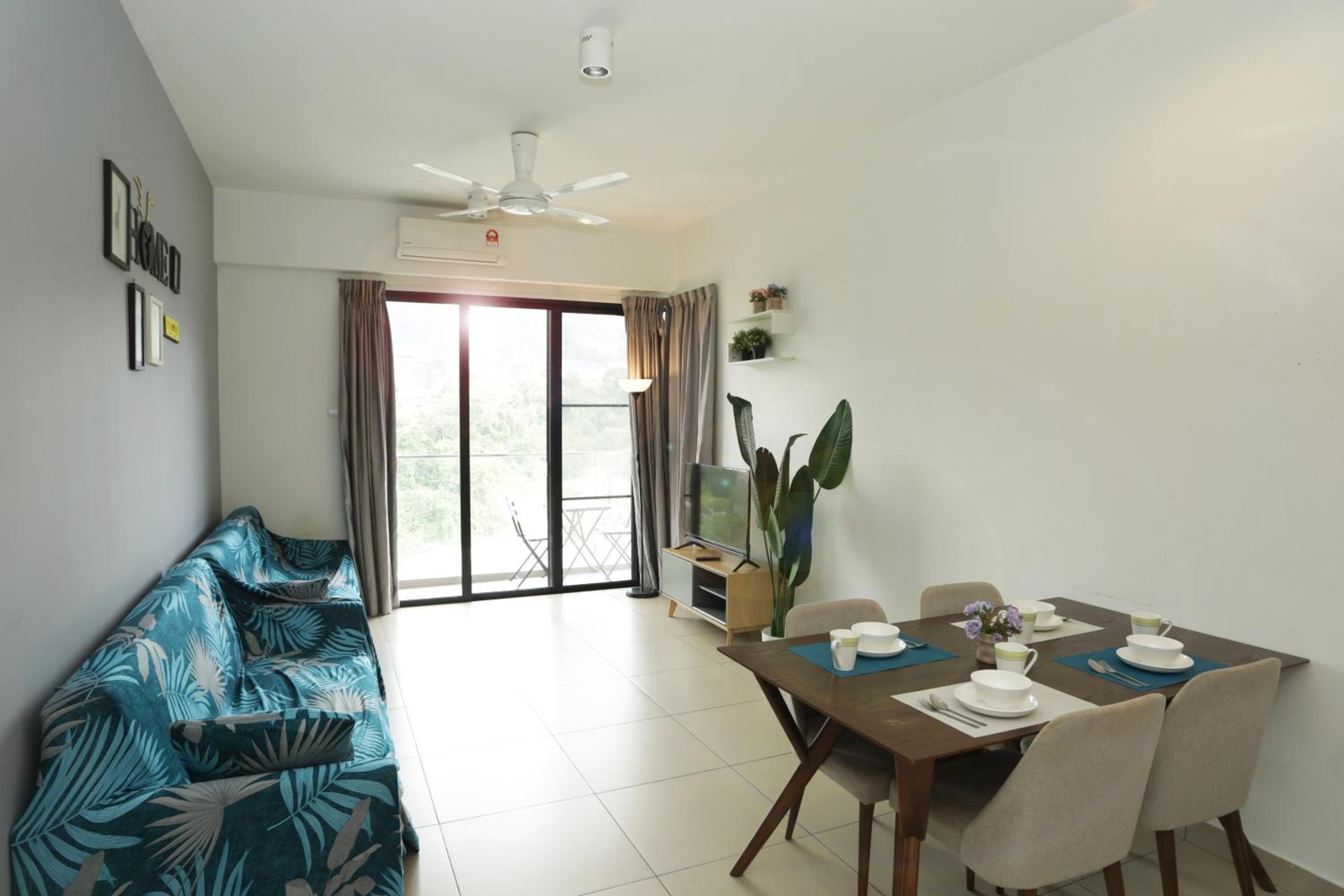 Home Sweet 2 bedrooms with Free WiFi Midhill Genting 9pax photo 3
