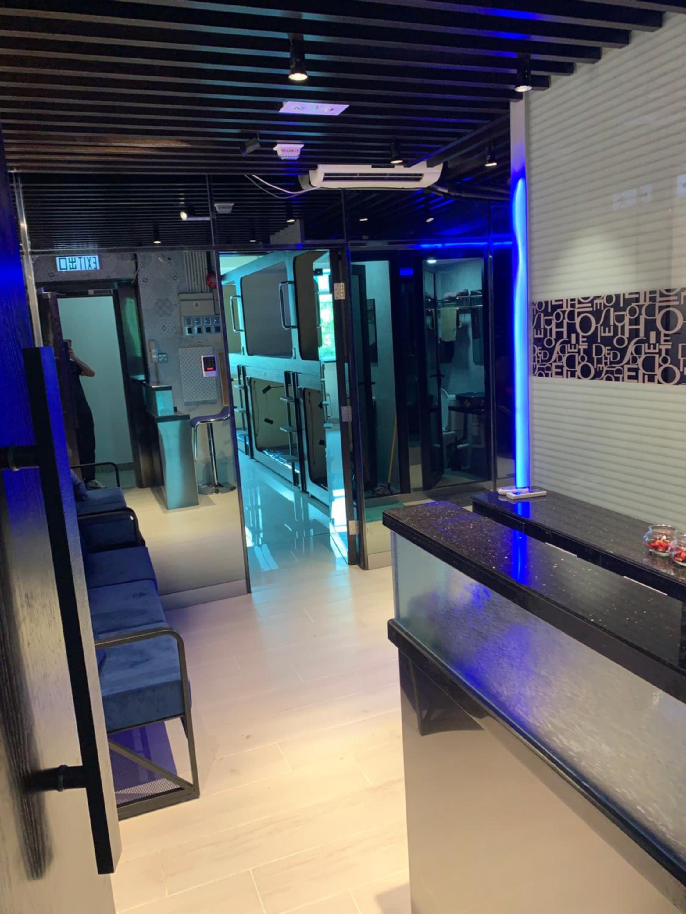 Sleep Cubee Hostel