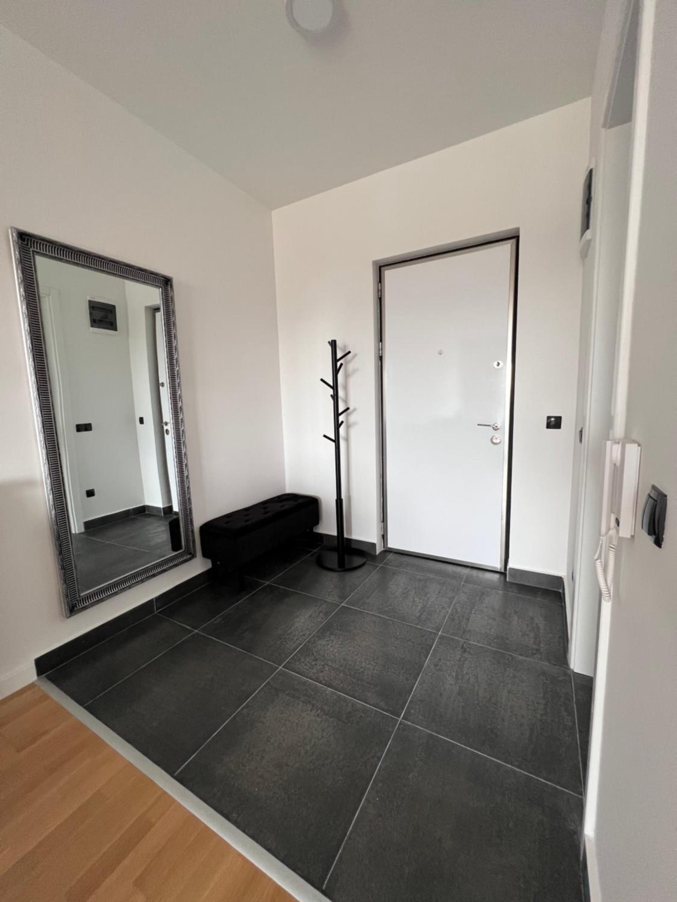 Luxury Apartment Sarajevo King Size Bed