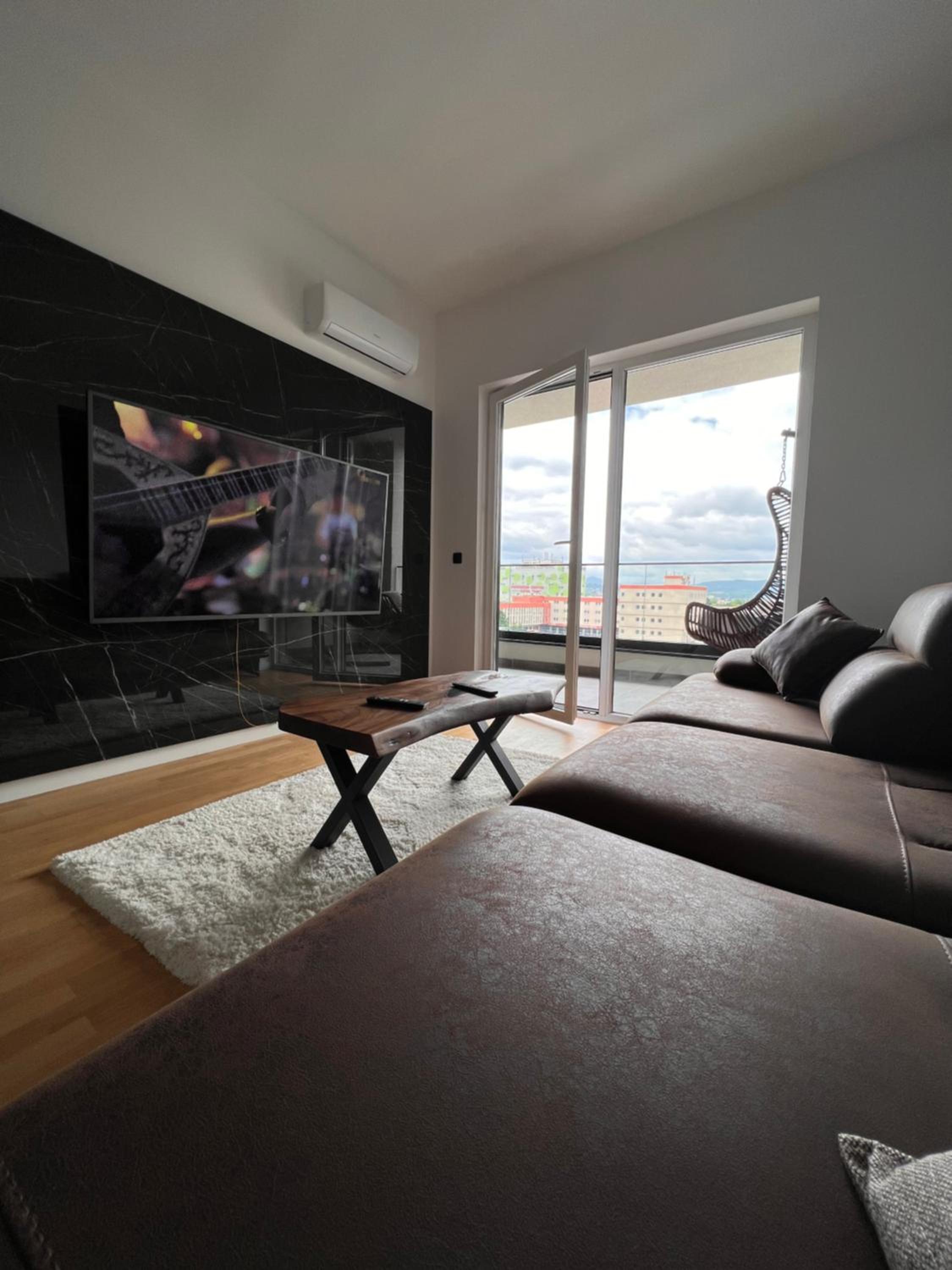 Luxury Apartment Sarajevo King Size Bed