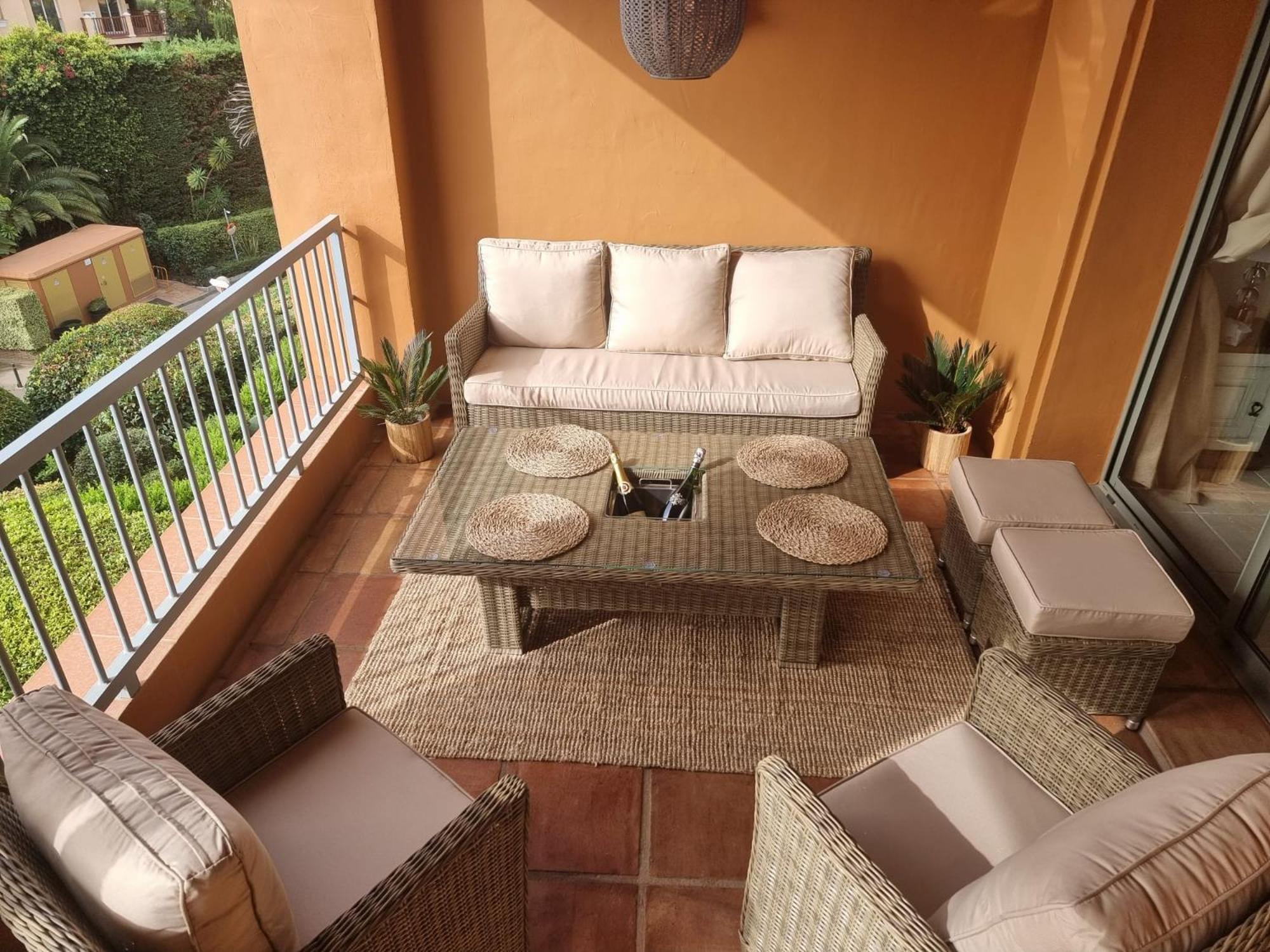 Apartment Benatalaya,heated pool,saunas,GYM