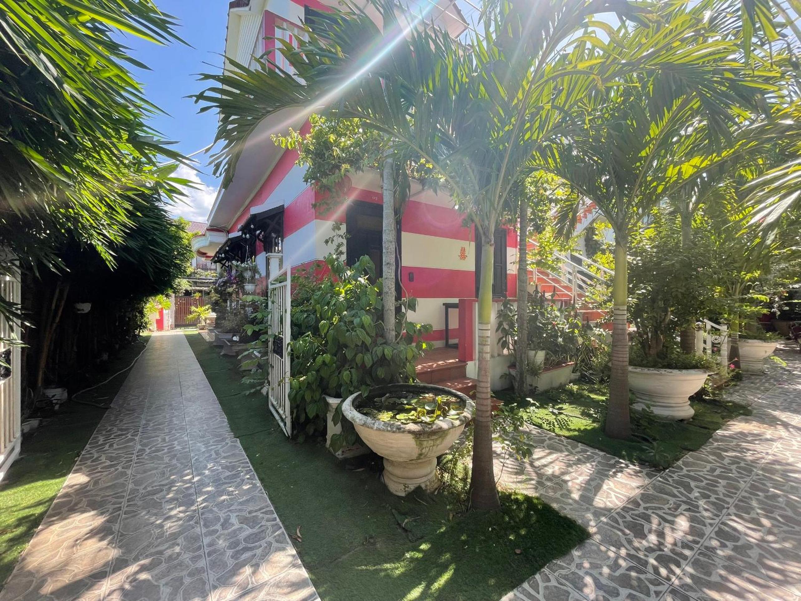 Red House Homestay - Villa