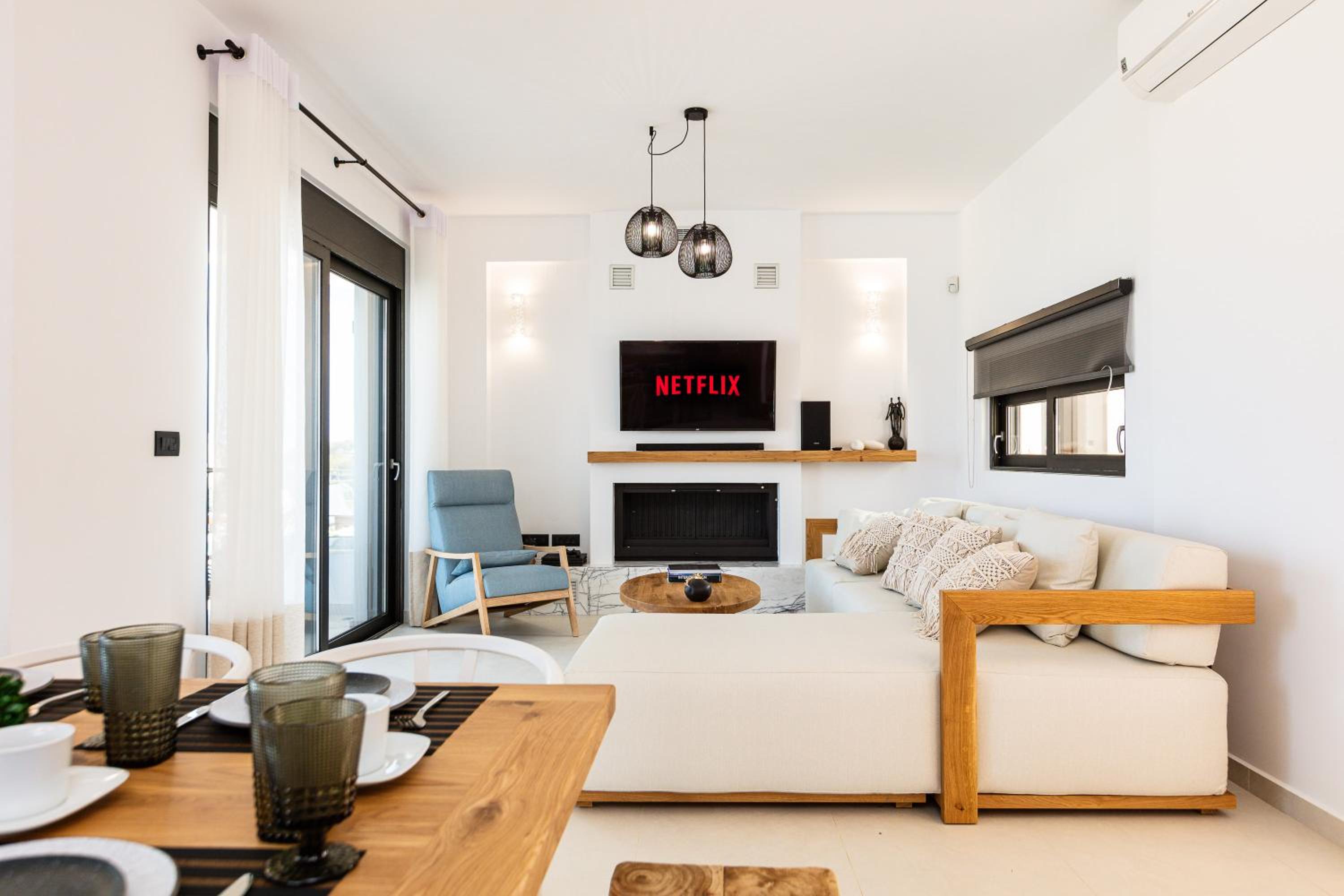 Mageia Exclusive Residence - Twin Villas & Sports Facilities by etouri