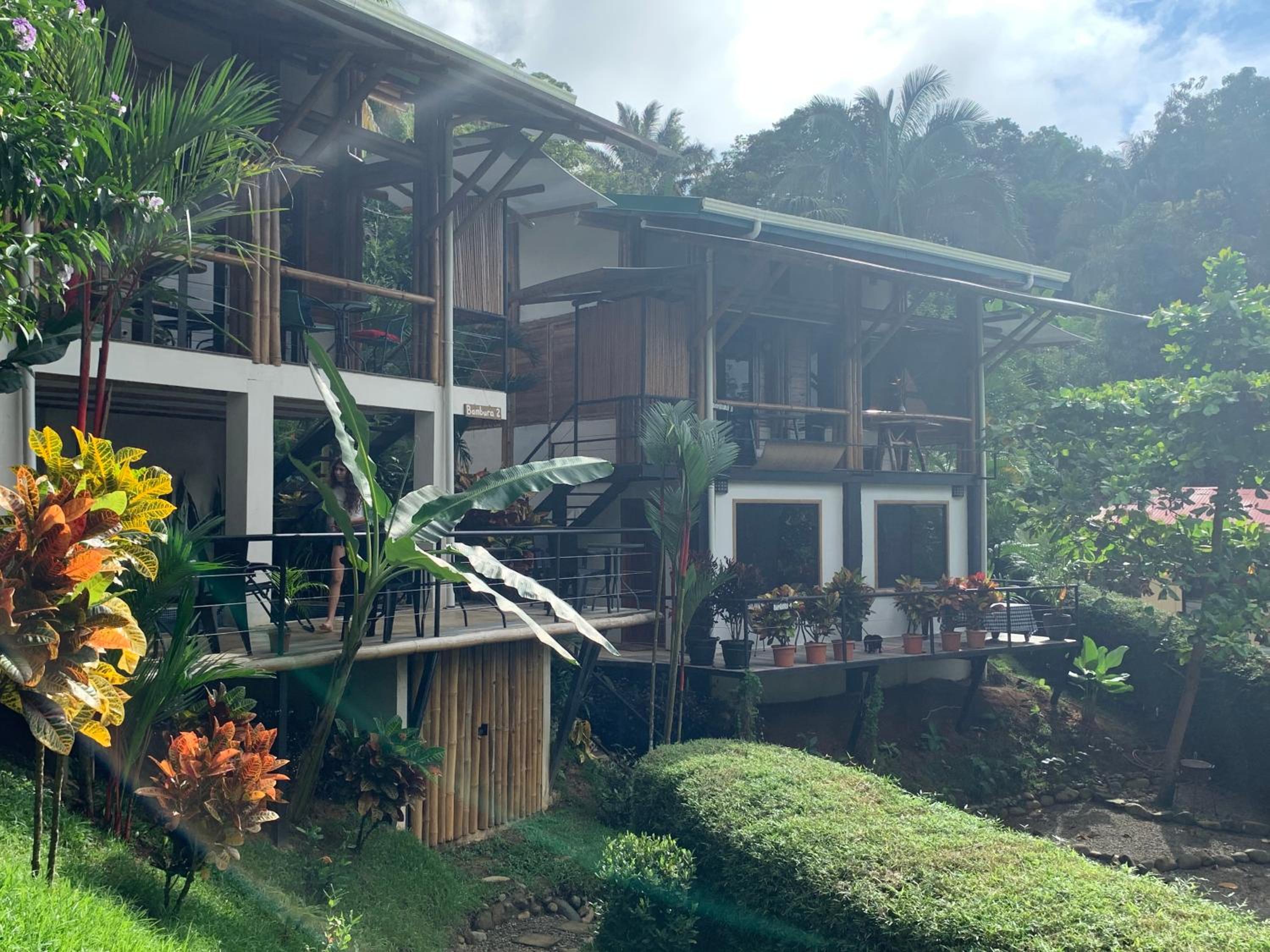 Bambura Hermosa villas