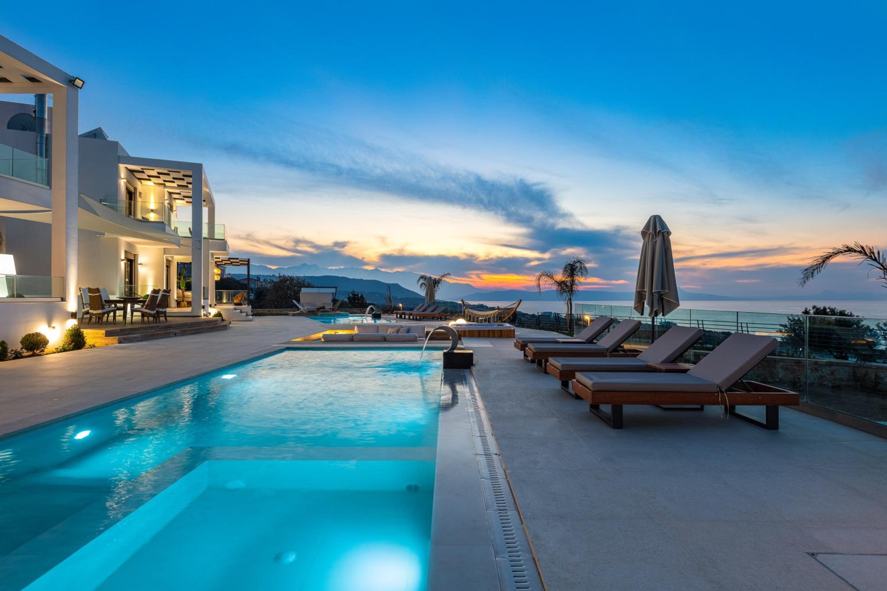Mageia Exclusive Residence - Twin Villas & Sports Facilities by etouri