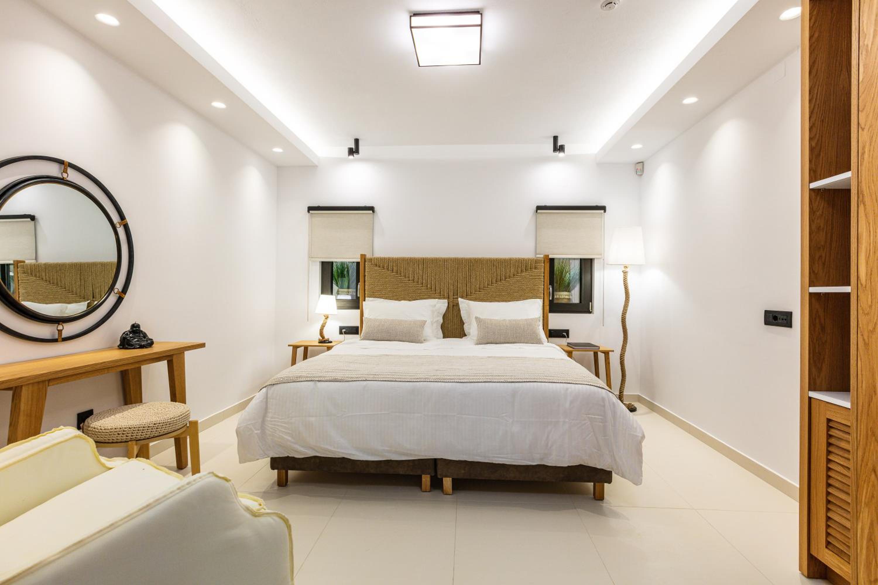 Mageia Exclusive Residence - Twin Villas & Sports Facilities by etouri