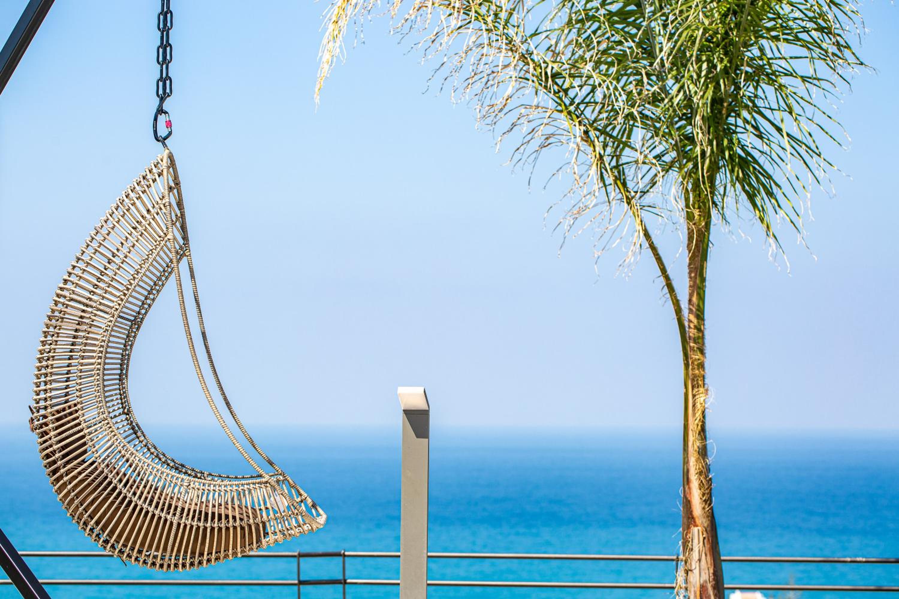 Mageia Exclusive Residence - Twin Villas & Sports Facilities by etouri