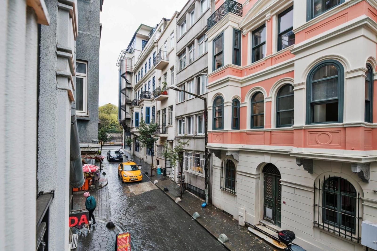 Taksim Devrim House