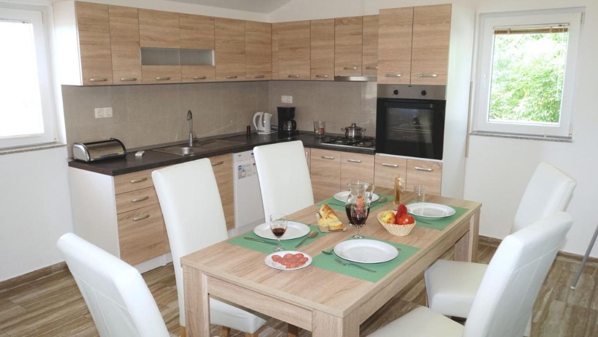 Apartment Lavanda with three bedrooms - TA Leut Agency view 3