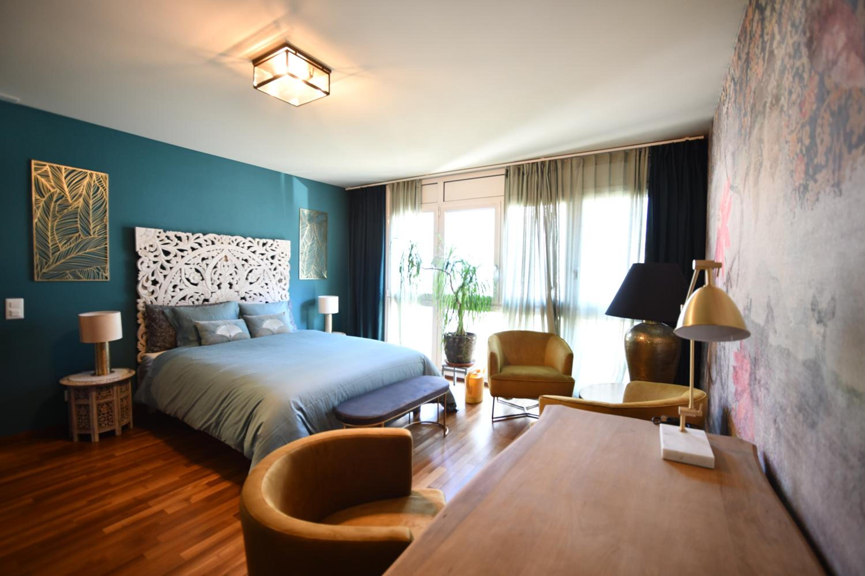 hotel room