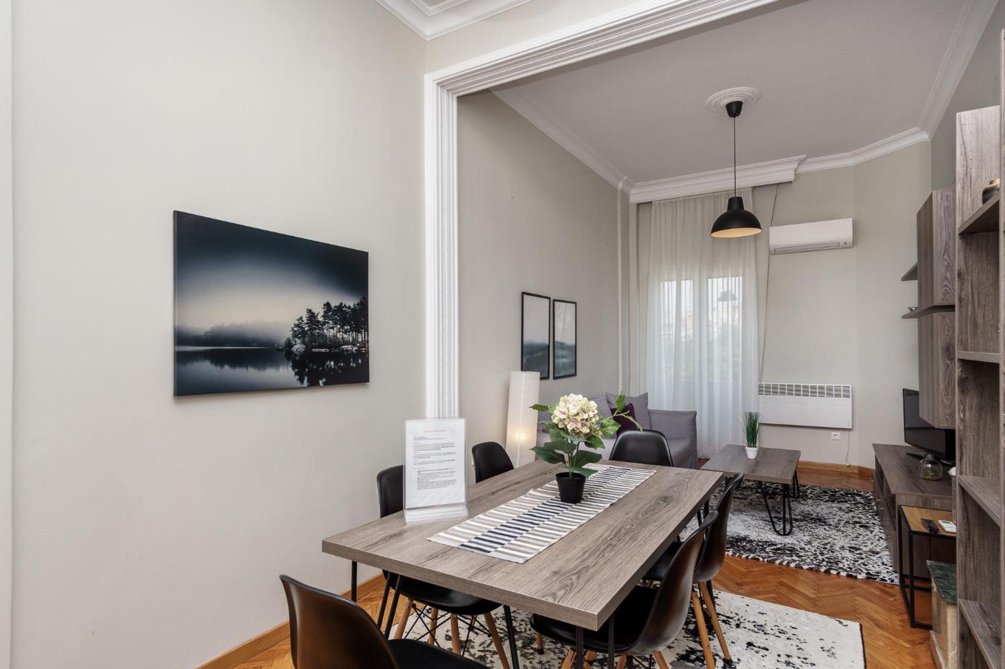 C.4 Red Rose #colony_central_apartment view 3
