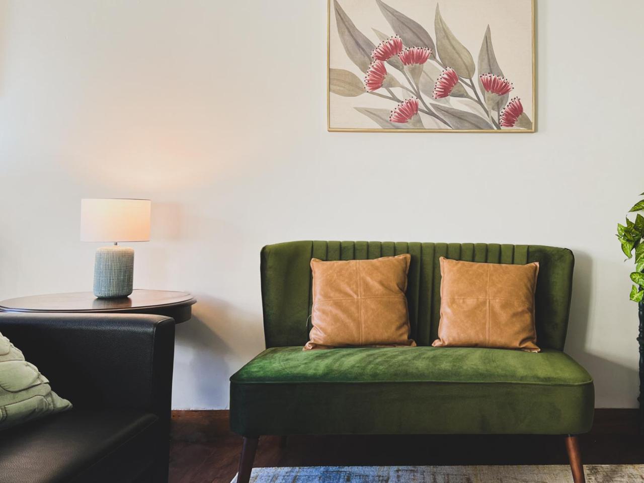 Rose Court Apartments 