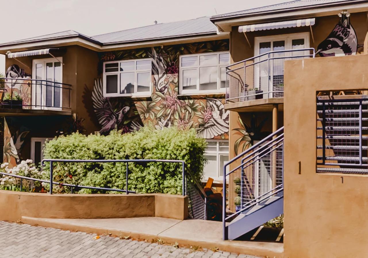 Rose Court Apartments 