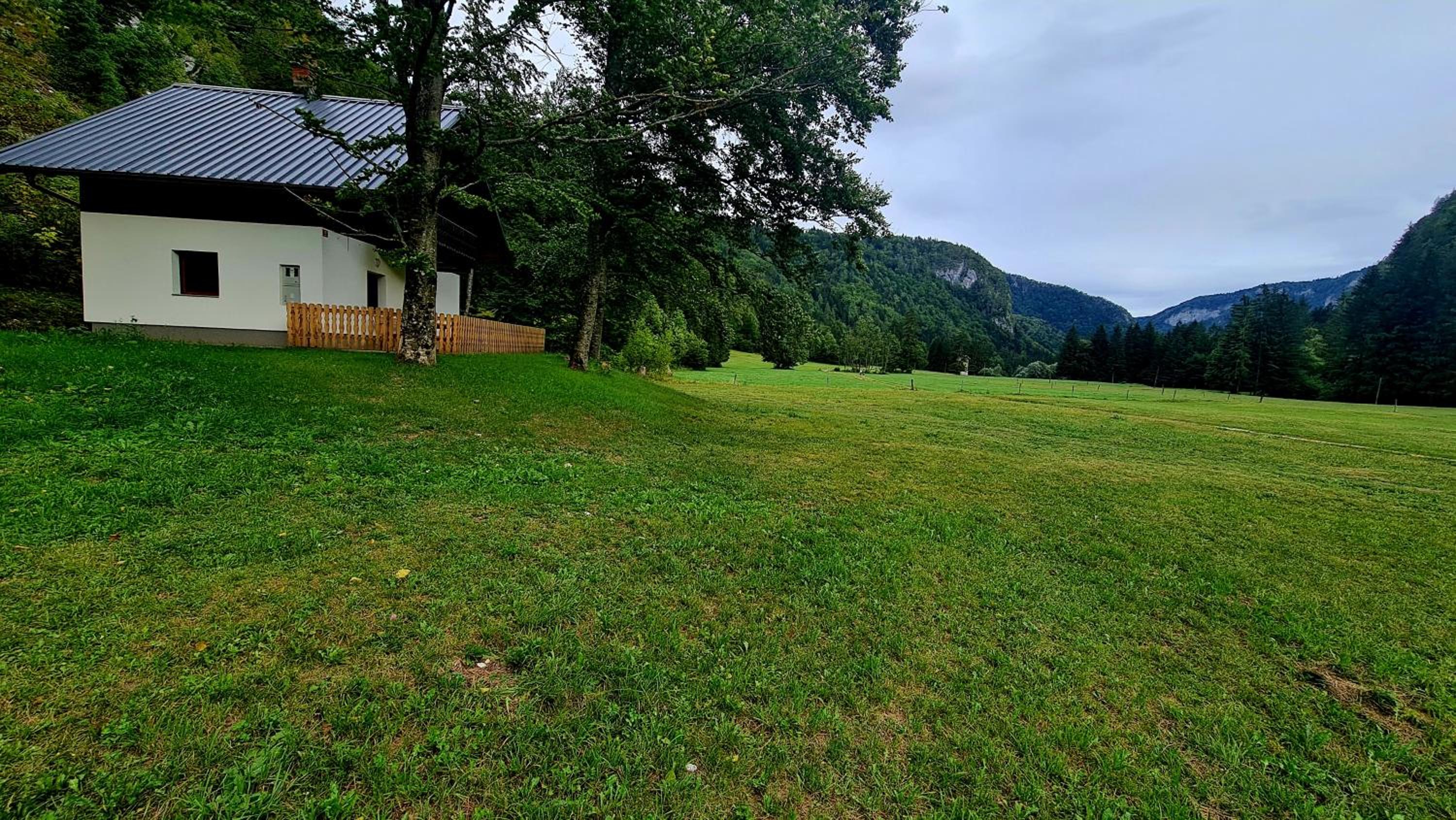 Radovna Mountain Valley Cottage view 2