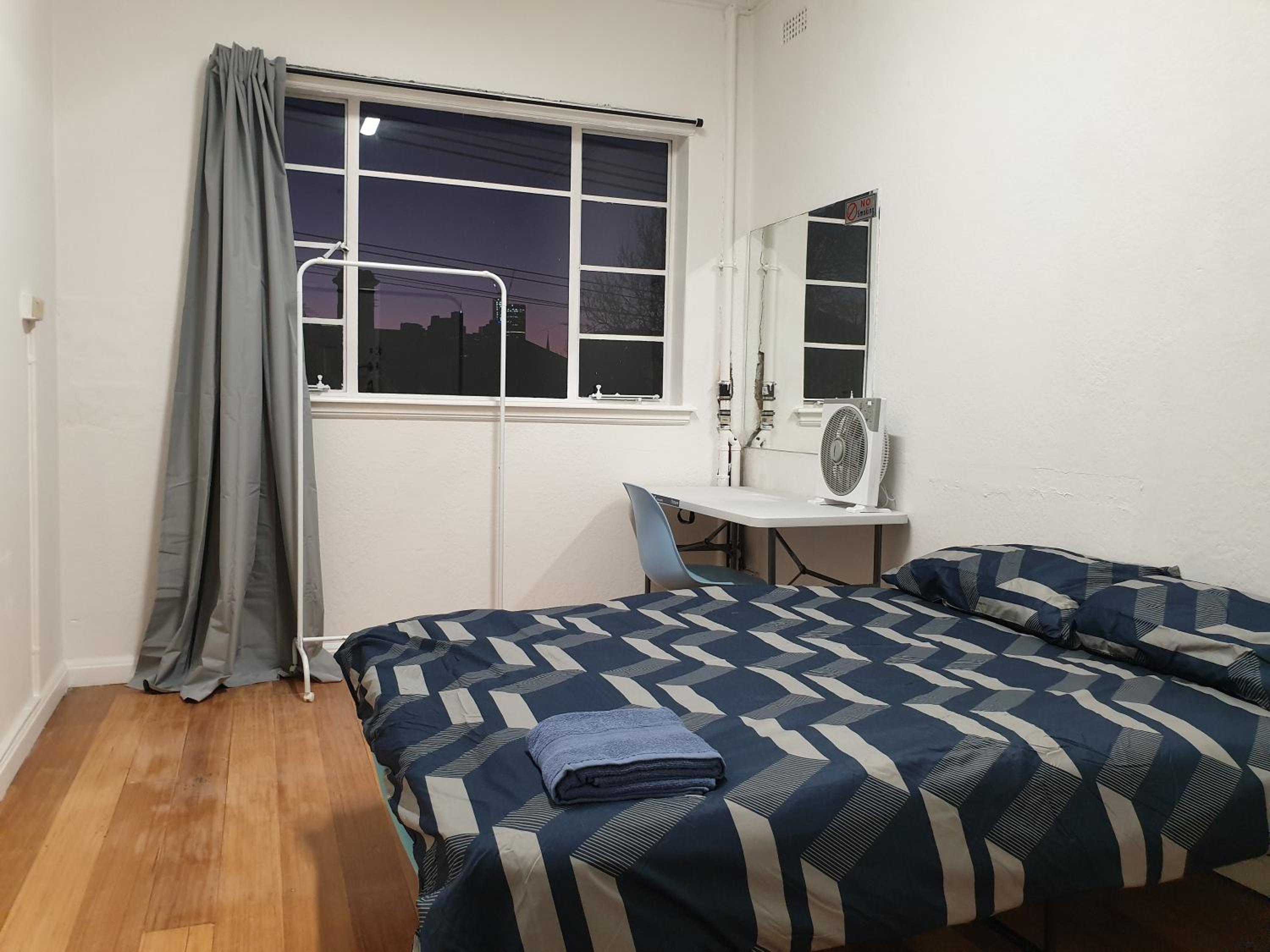 Richmond Private Rooms - 151 Hoddle Homestay