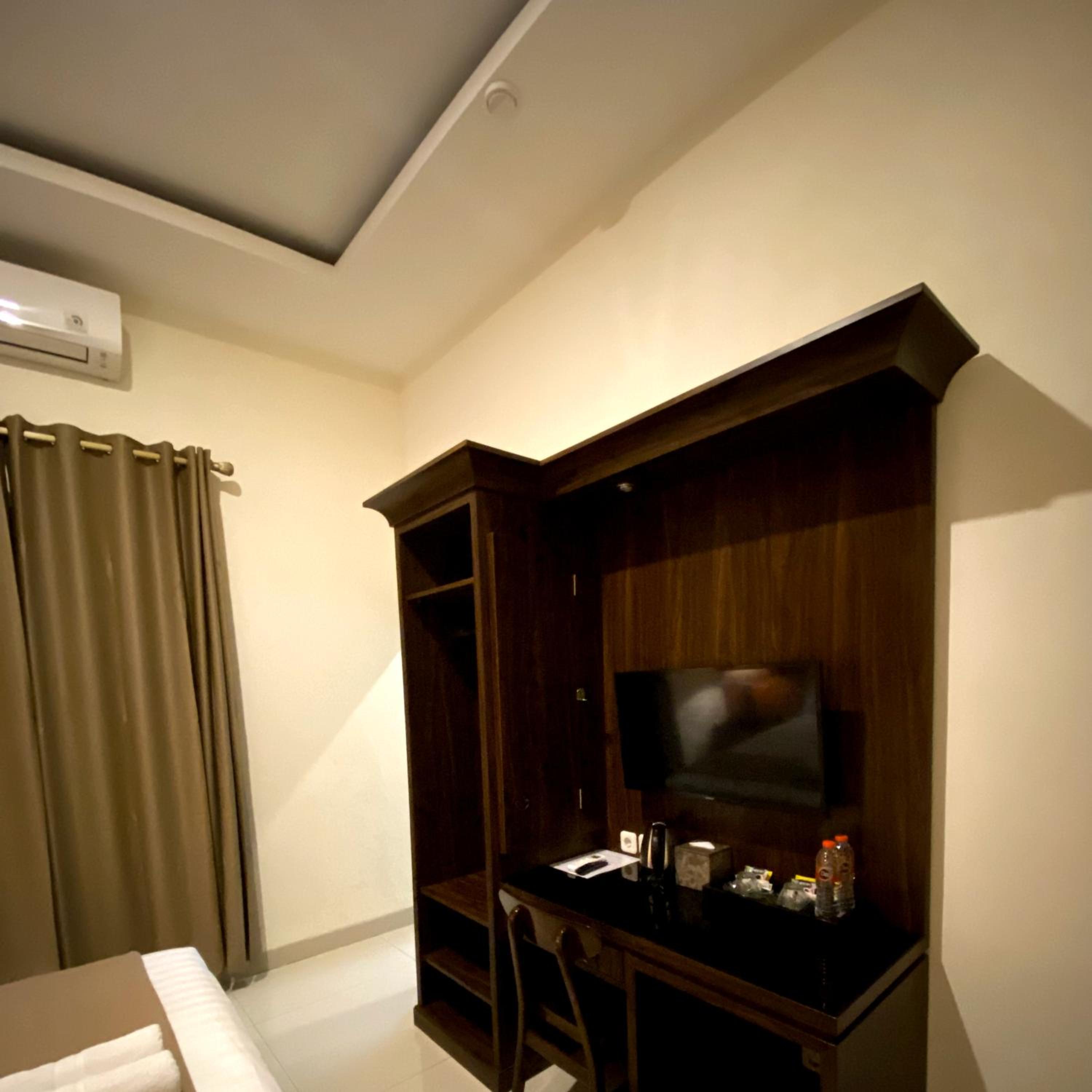 Omah Watu Homestay