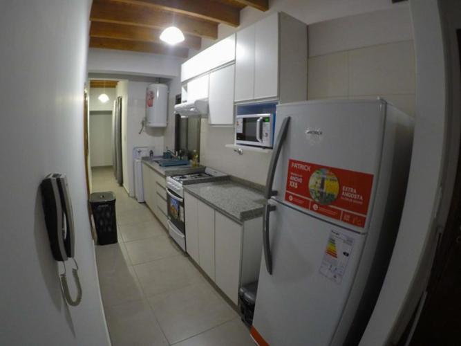 4 - Departamento 2 Dormitorios, Cochera - Mendoza Argentina