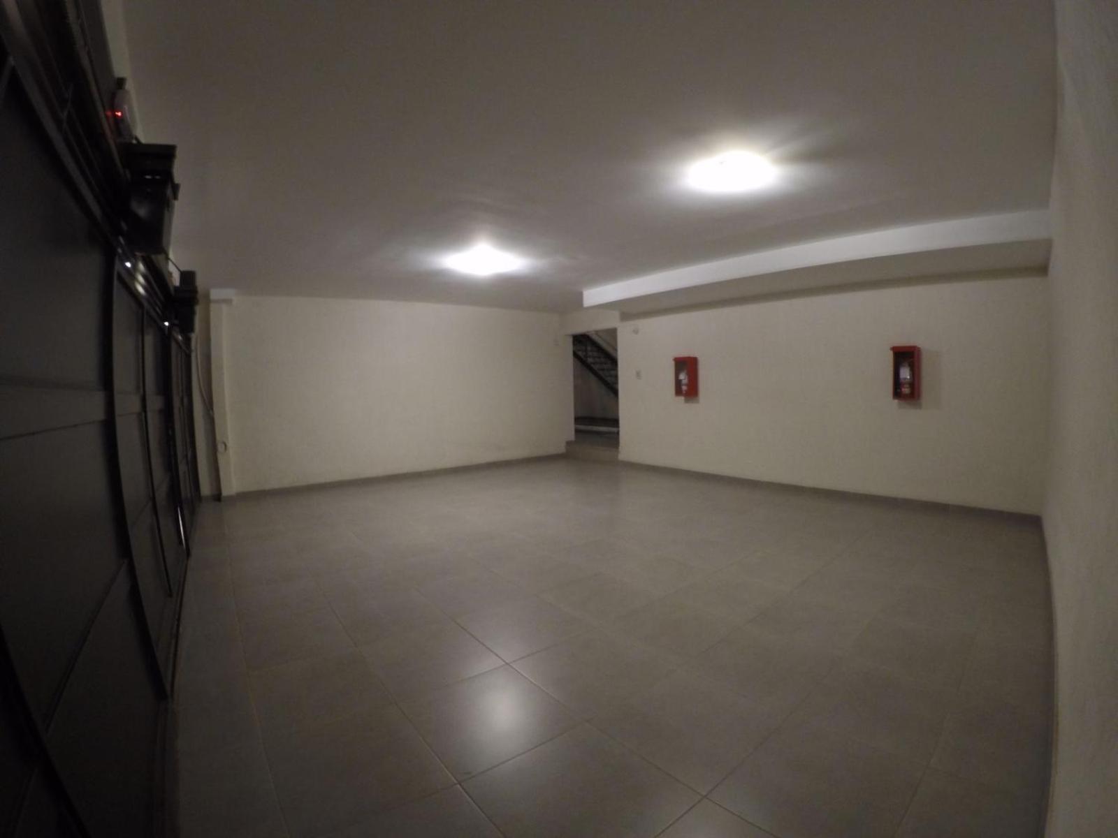 4 - Departamento 2 Dormitorios, Cochera - Mendoza Argentina