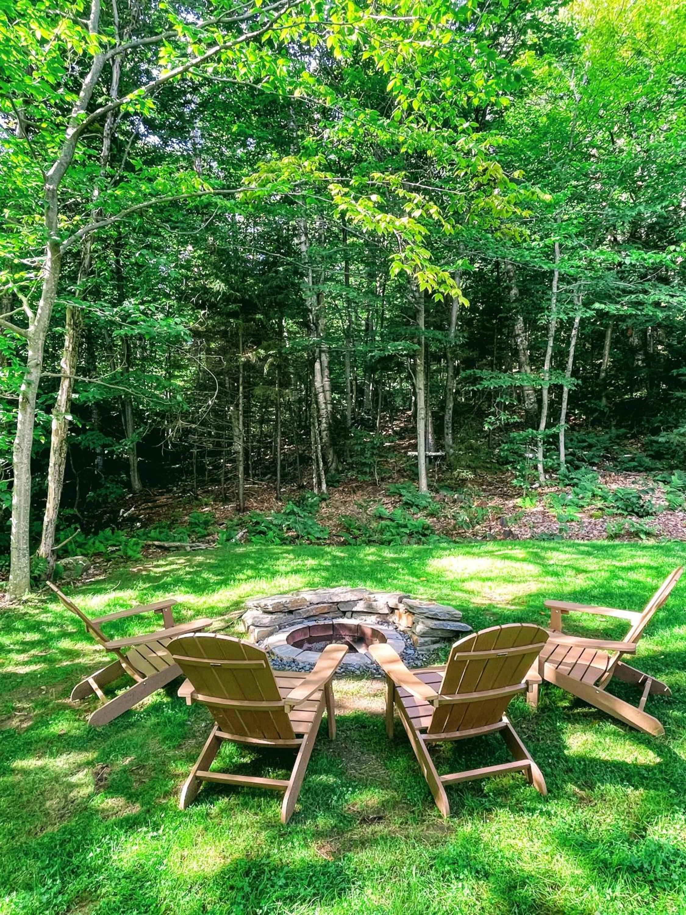 4BD 2BA - Mount Snow VT - Ski-Back Trail - Shuttle view 4