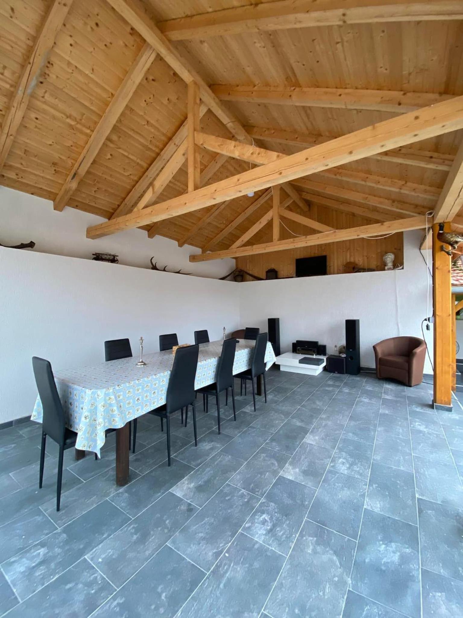 Pensiunea Agroturistica Romana Sarmizegetusa view 3