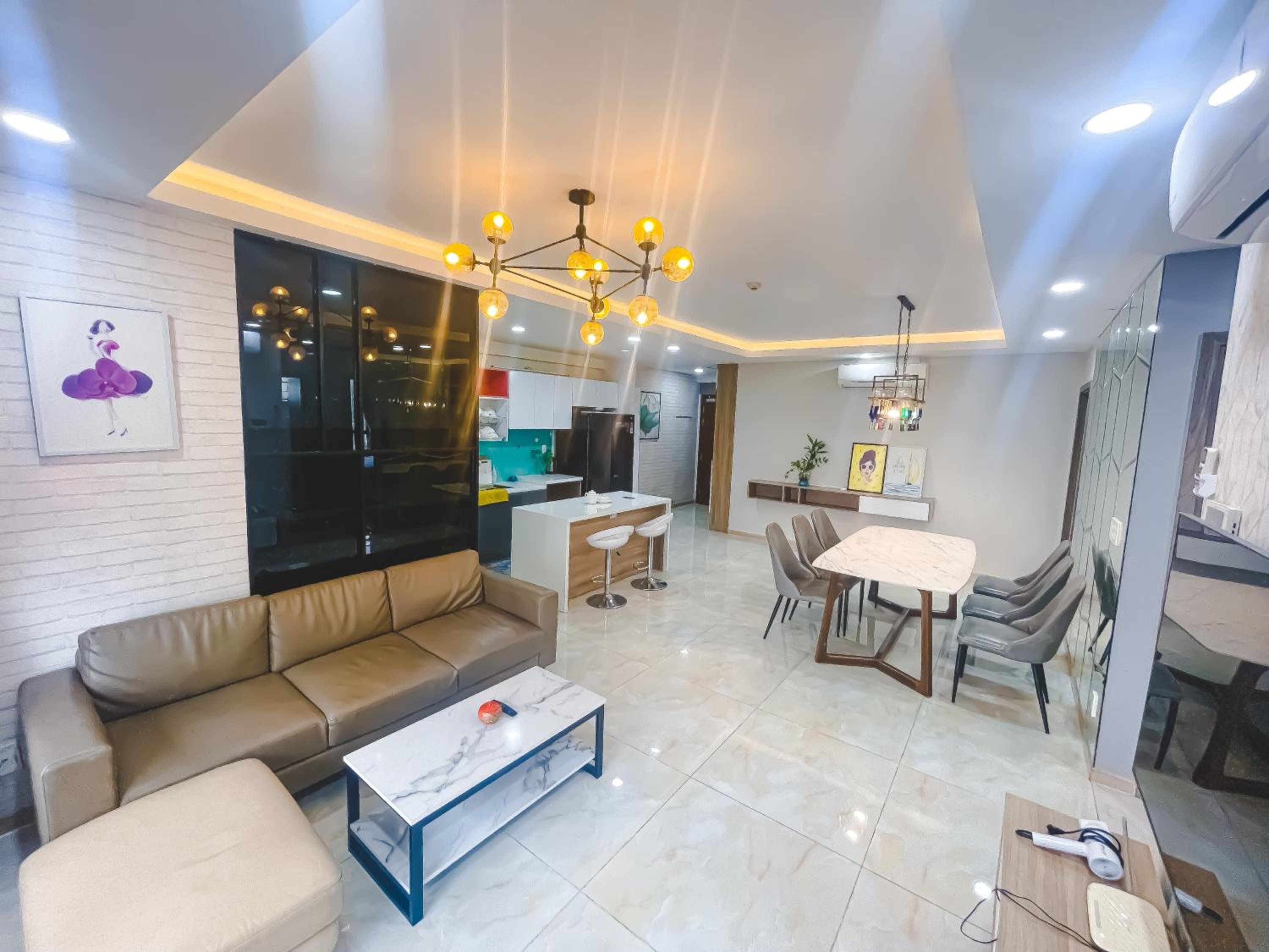 Luxury Gold Apartment 86 -Rooftop Pool Central City