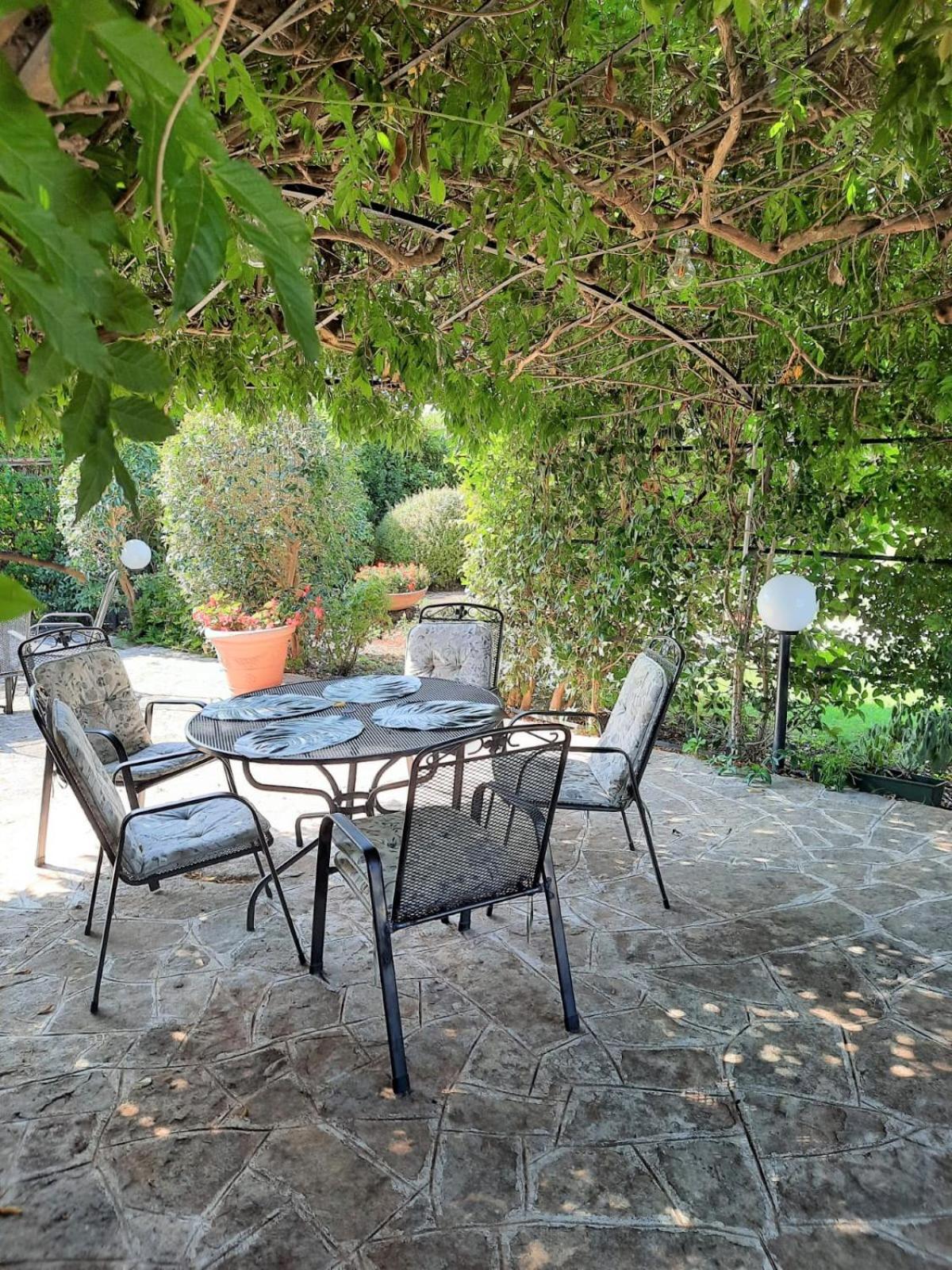 Photo 24