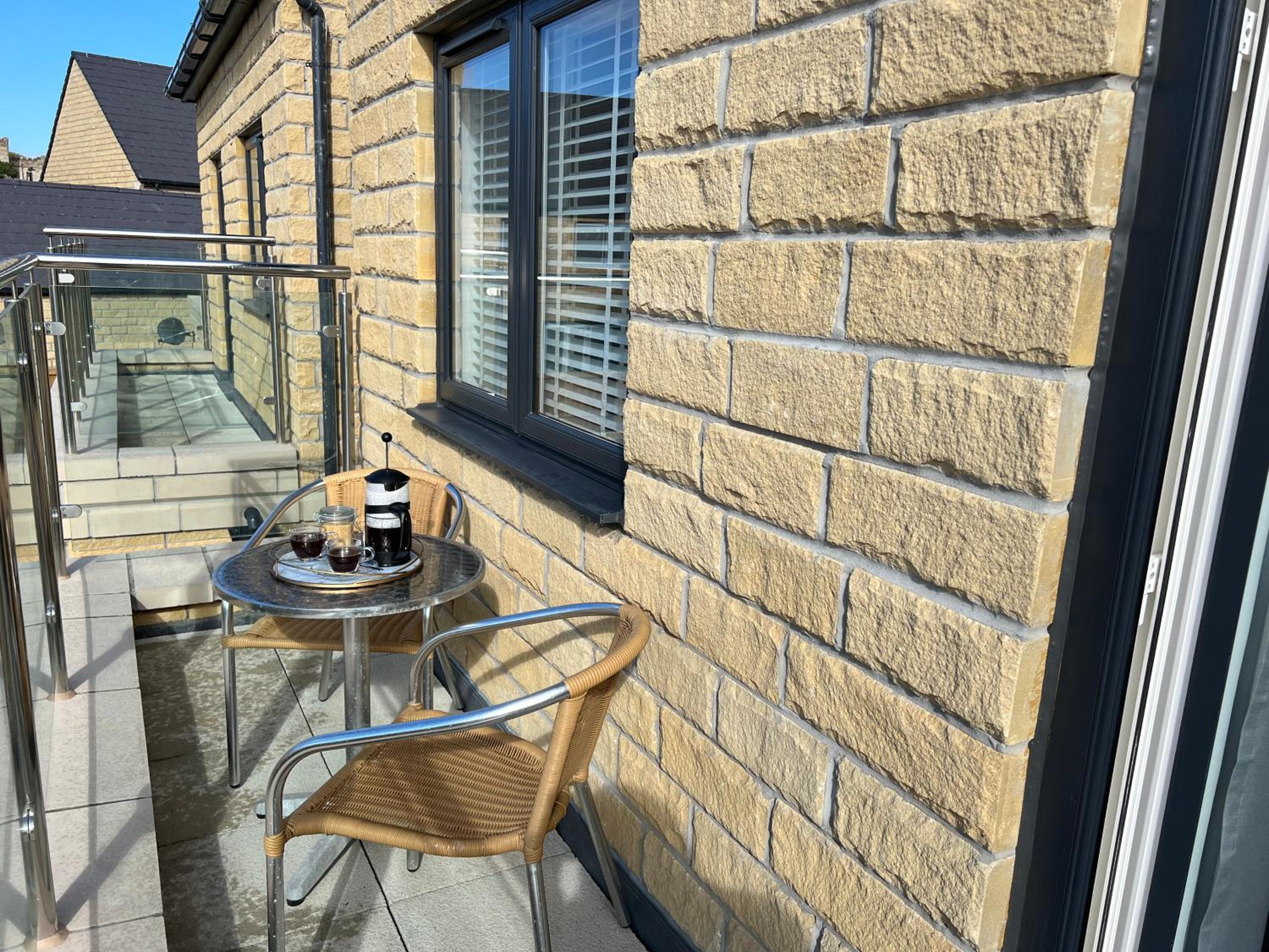 DAIRY COTTAGE WHITBY- HOT TUB - 4 Beds