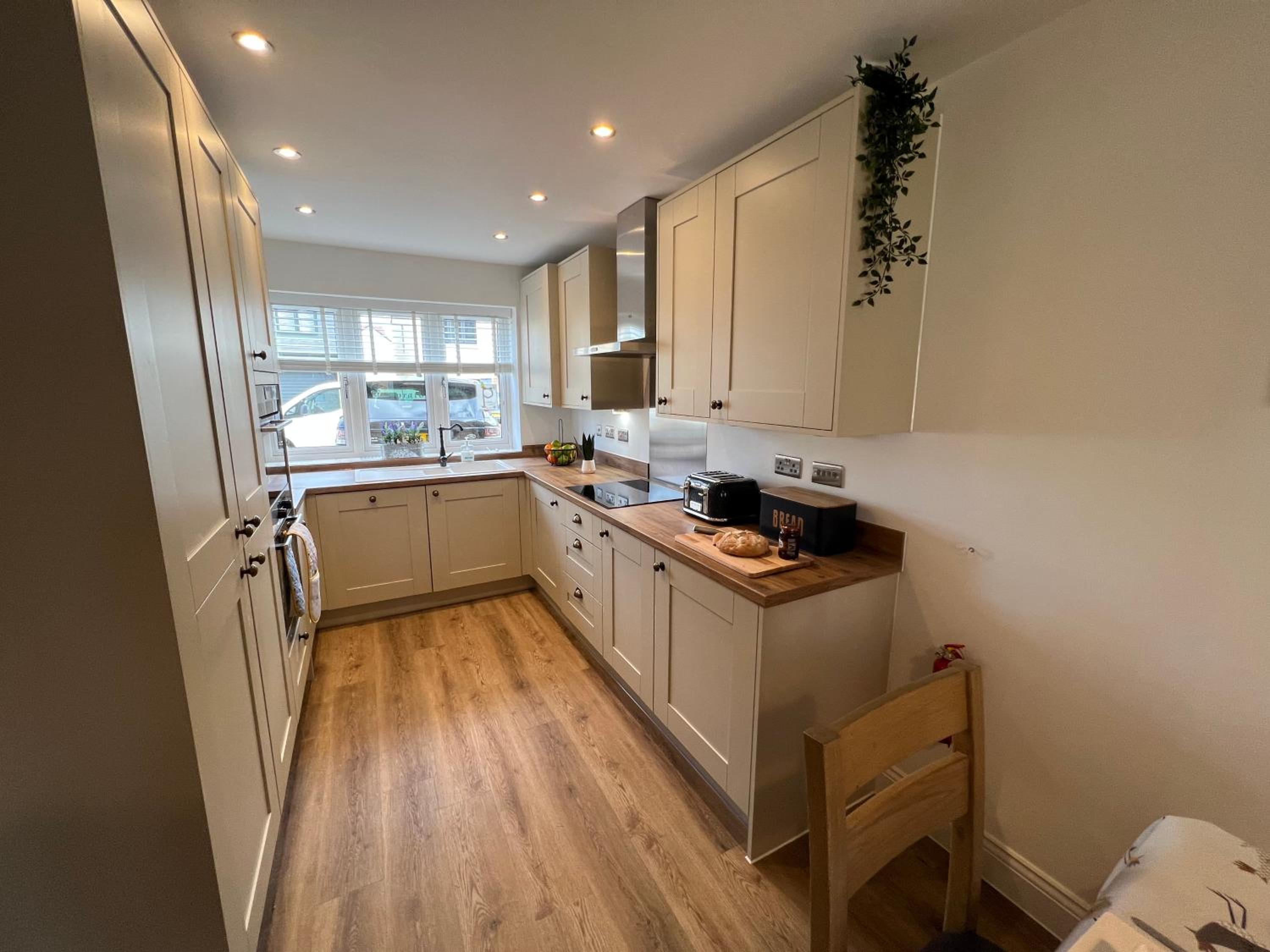 DAIRY COTTAGE WHITBY- HOT TUB - 4 Beds