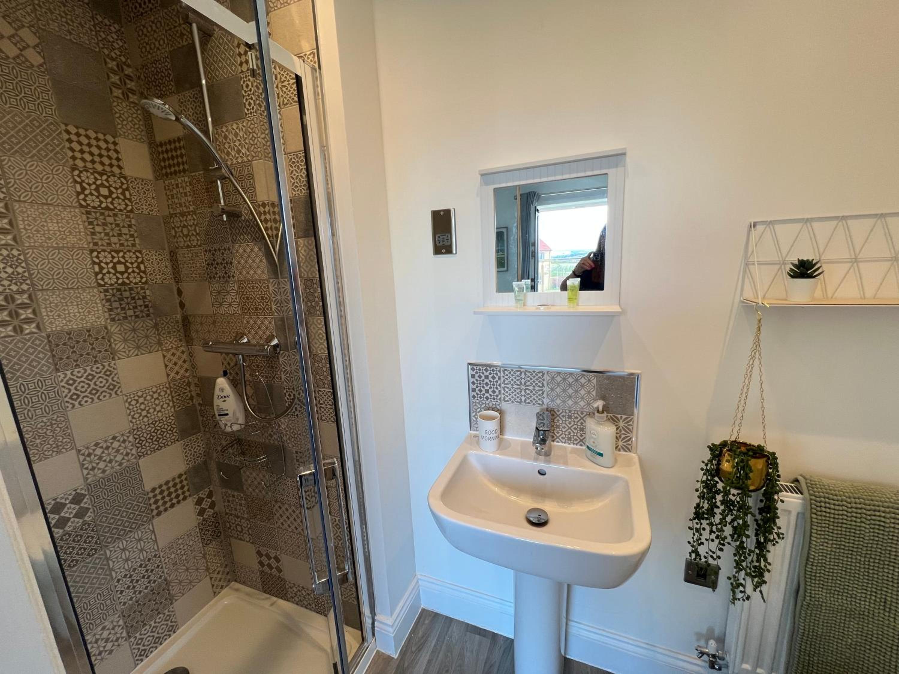 DAIRY COTTAGE WHITBY- HOT TUB - 4 Beds