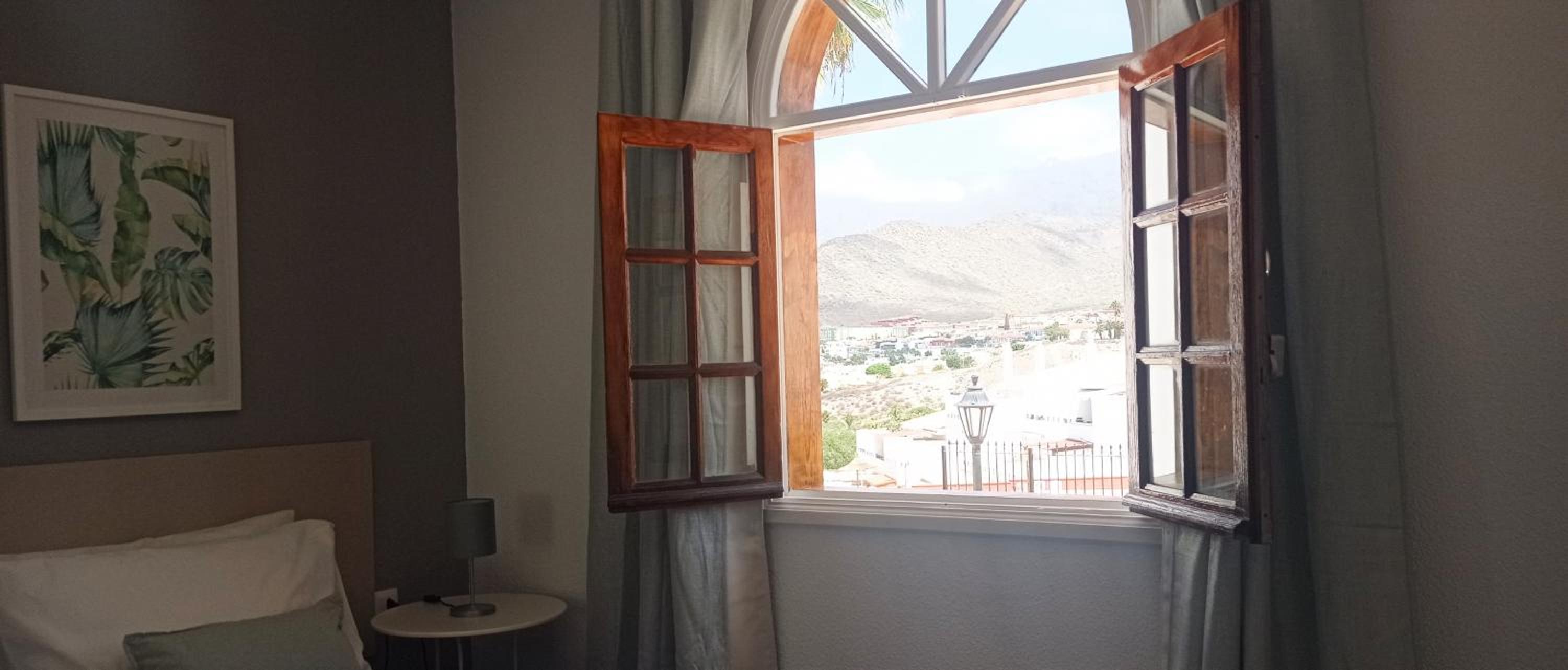HC home abroad Costa Adeje