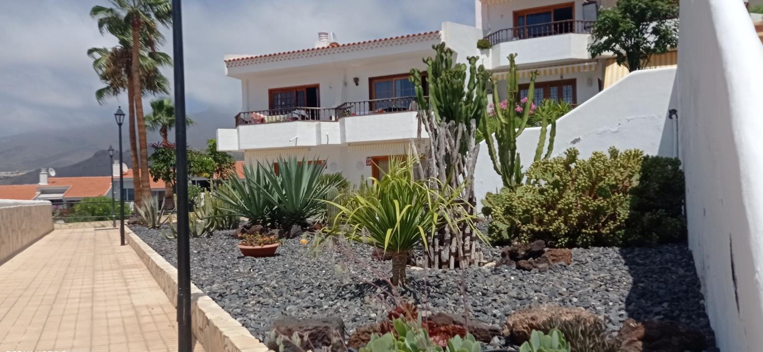 HC home abroad Costa Adeje