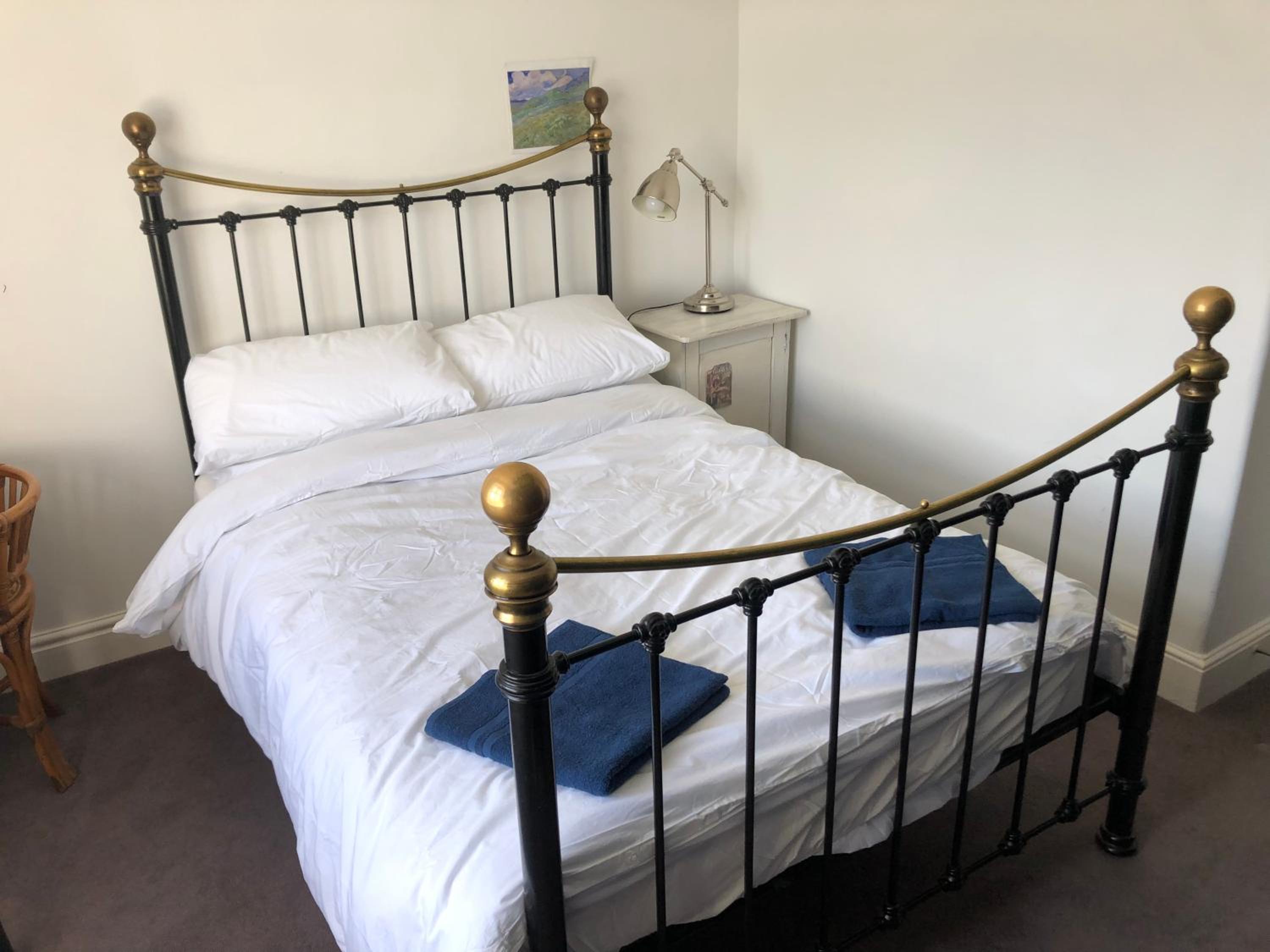 Lauderdale lodge barnstaple