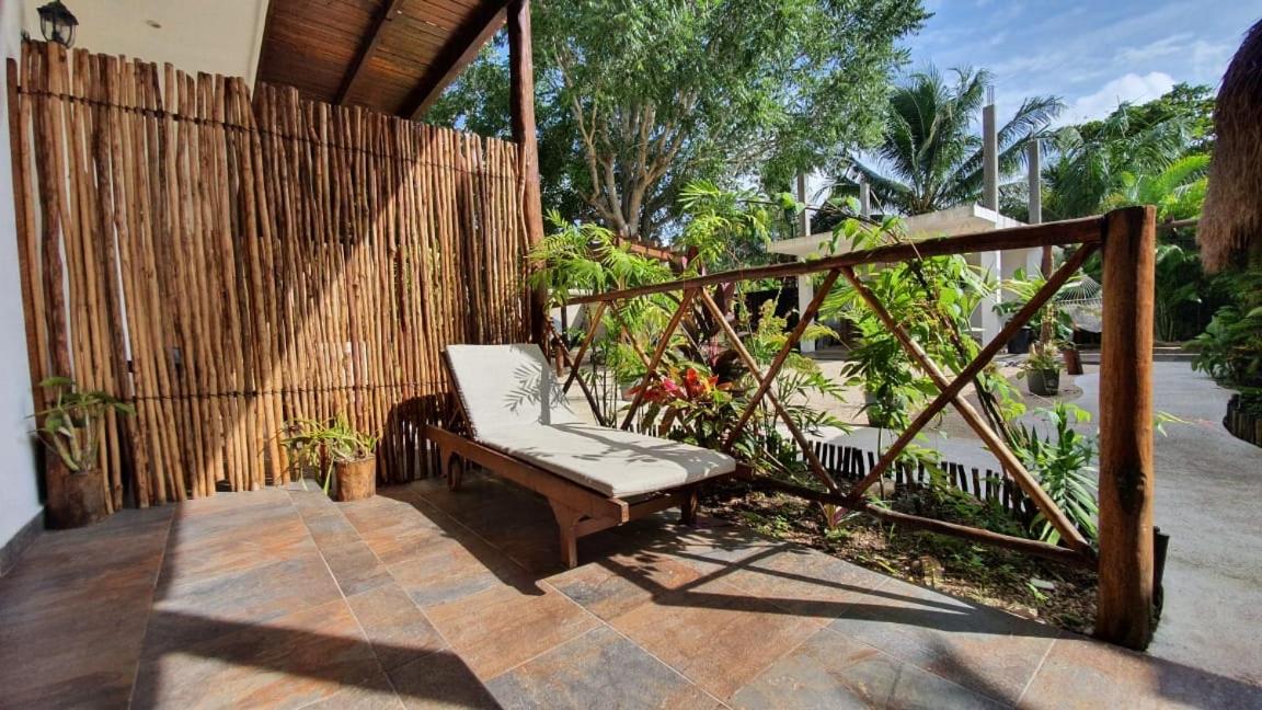 Hotel Cedro Rojo - Image 1