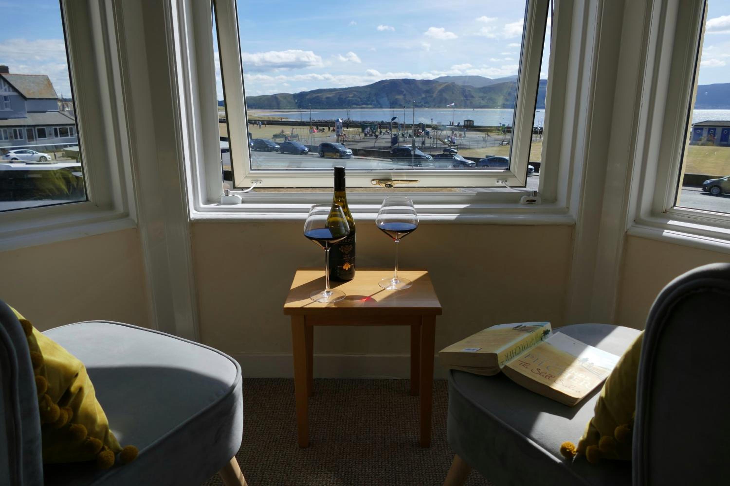 ShellSeekers Holiday Apartment, Llandudno