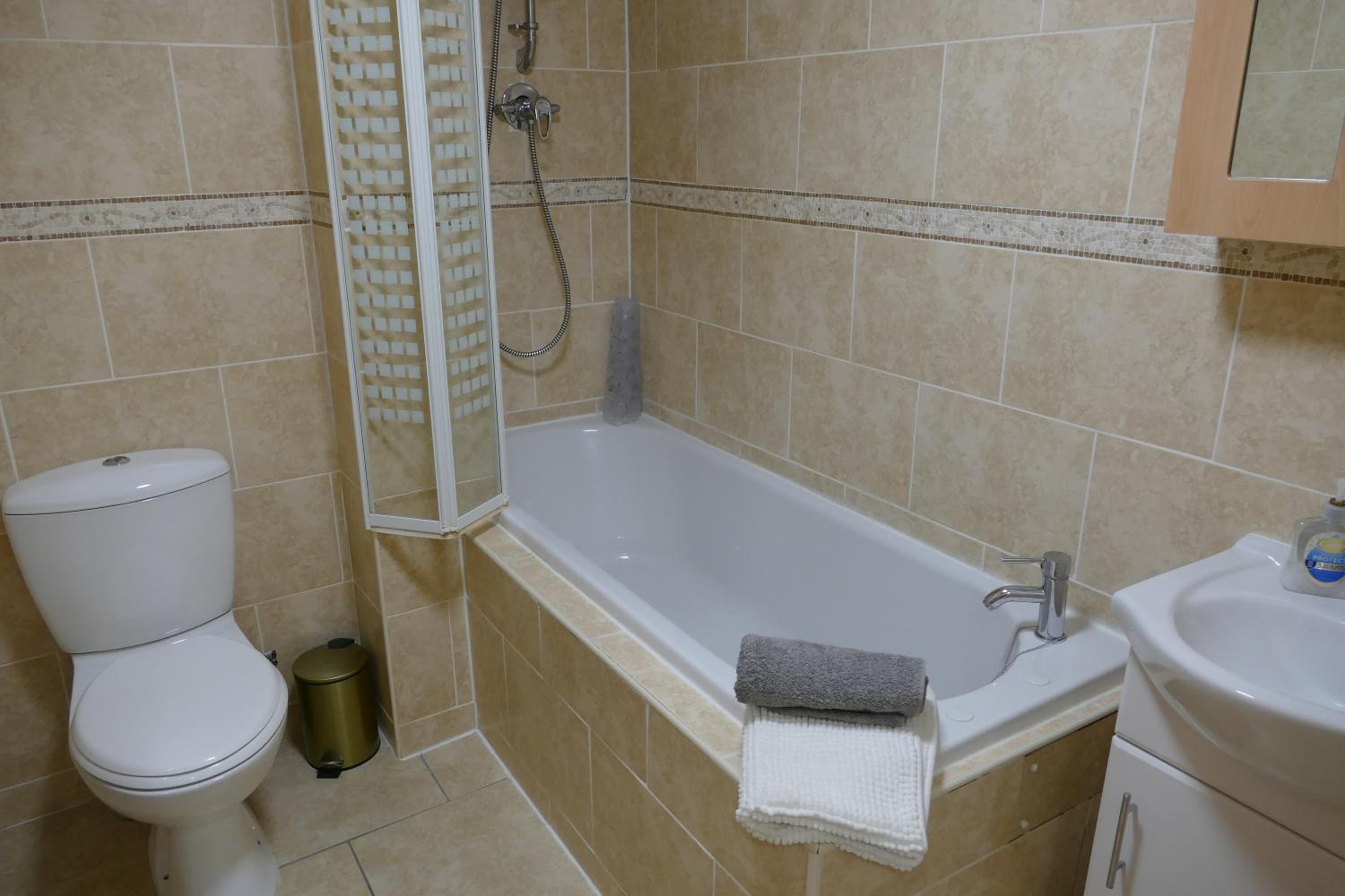 ShellSeekers Holiday Apartment, Llandudno
