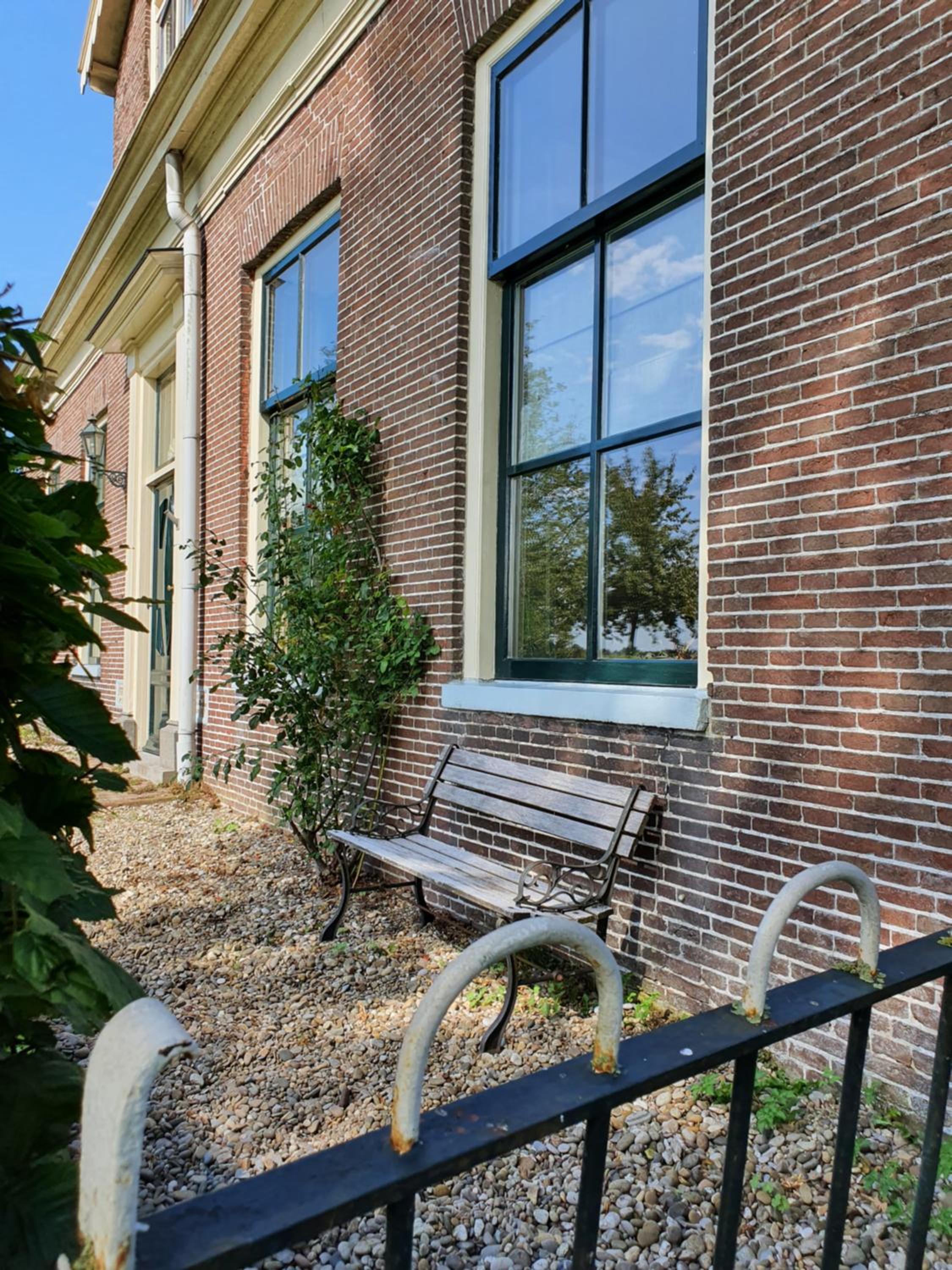 De Bloesemstee - Rustic Manor Farmhouse The Netherlands view 4