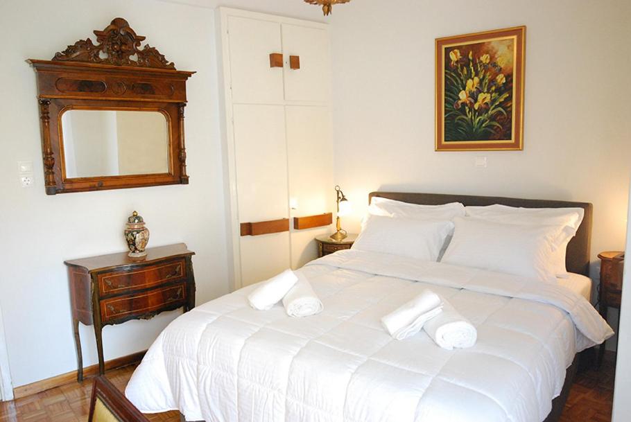 Central Heraklion Lovely Boutique 2-bedroom Apartment. Olympia. photo 5