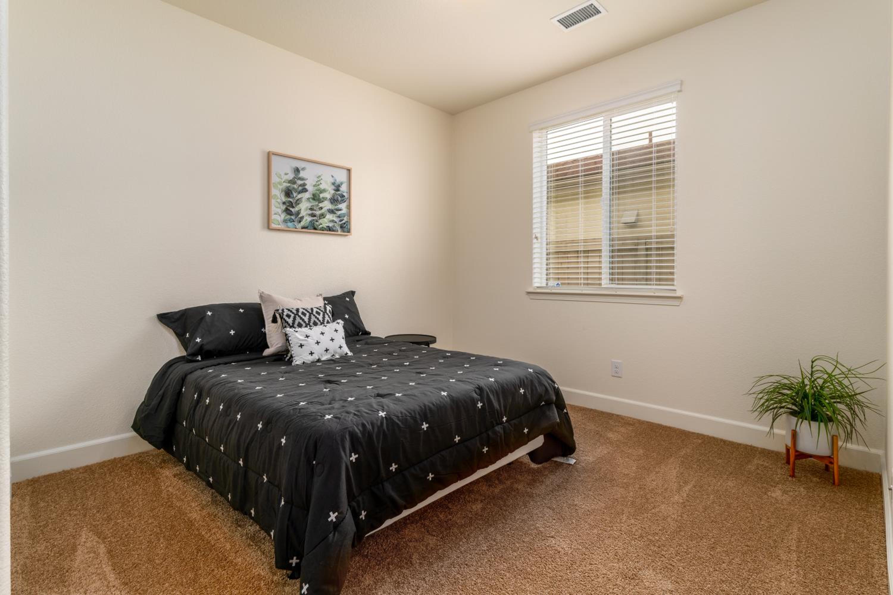 Dream Family Home in South Reno 4 bed 30 Min to Lake Tahoe - Property Image 27