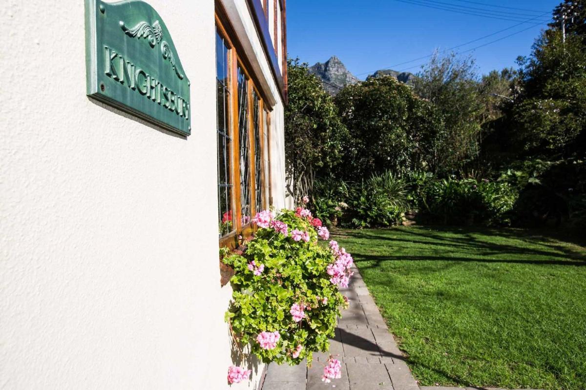 Knightsbury Guest House