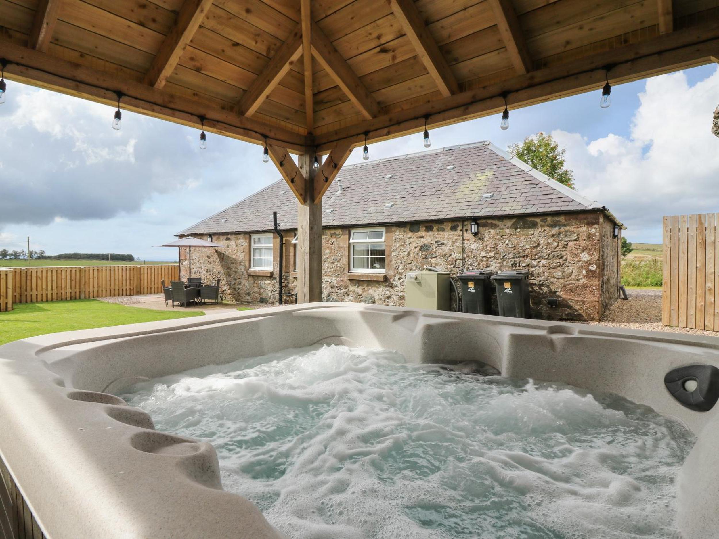 Sportsmans Lodge view 2