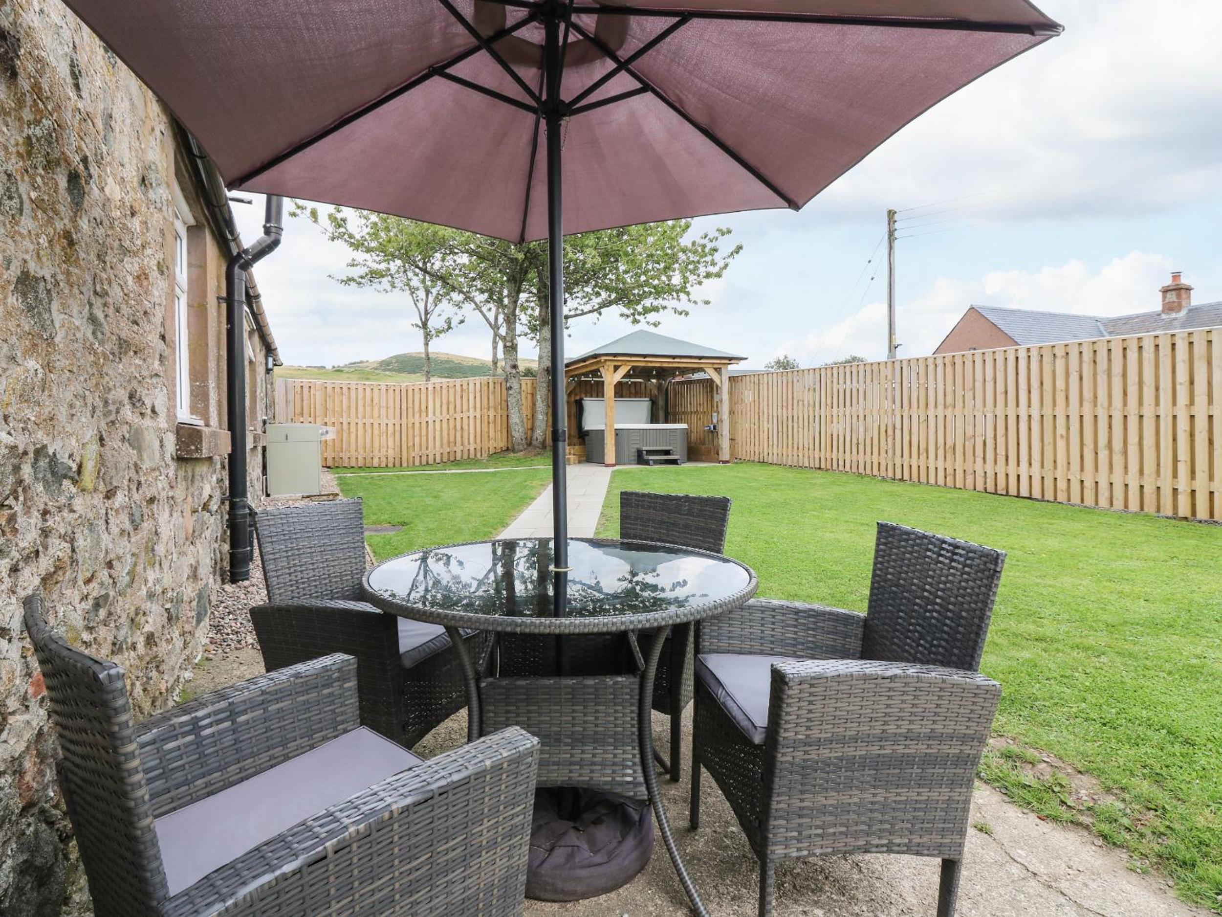 Sportsmans Lodge view 3