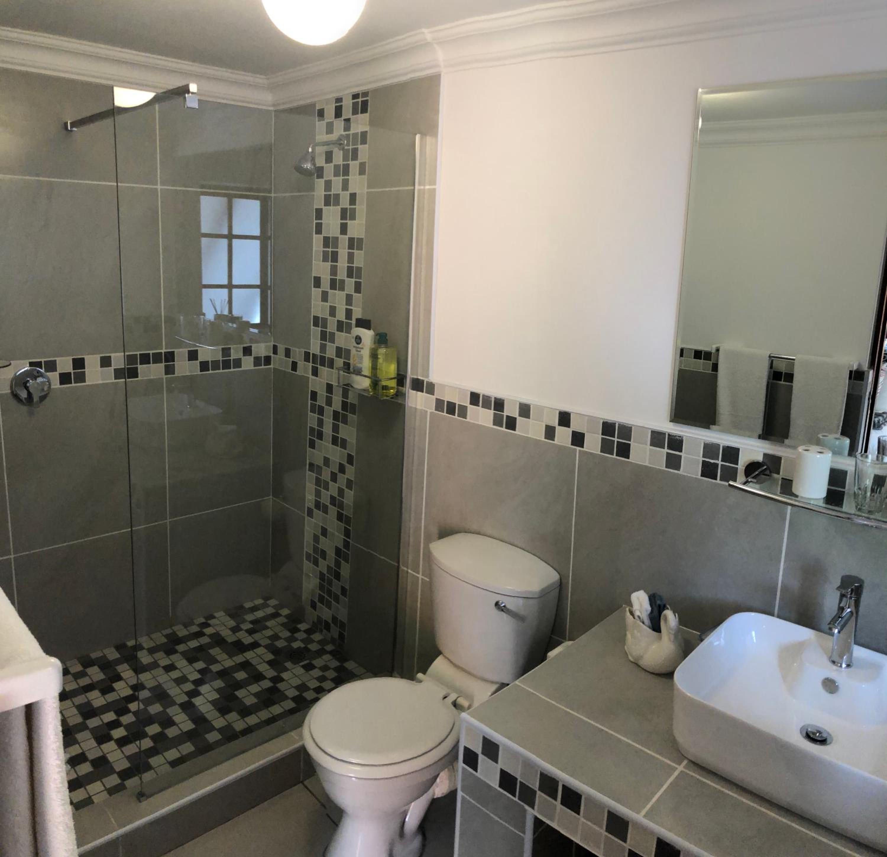 Pelican Lodge Guesthouse