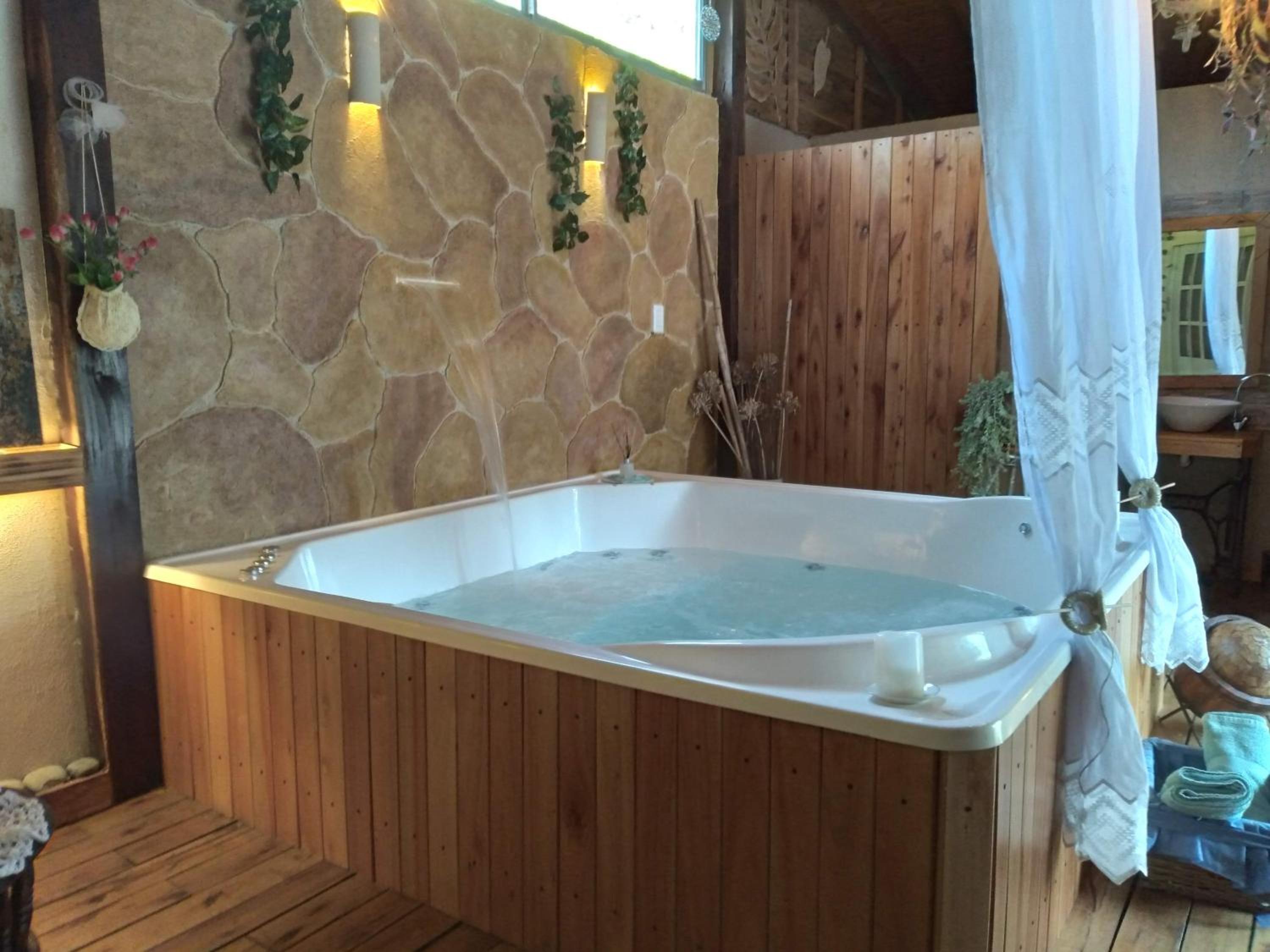 Pualy Resort & Spa